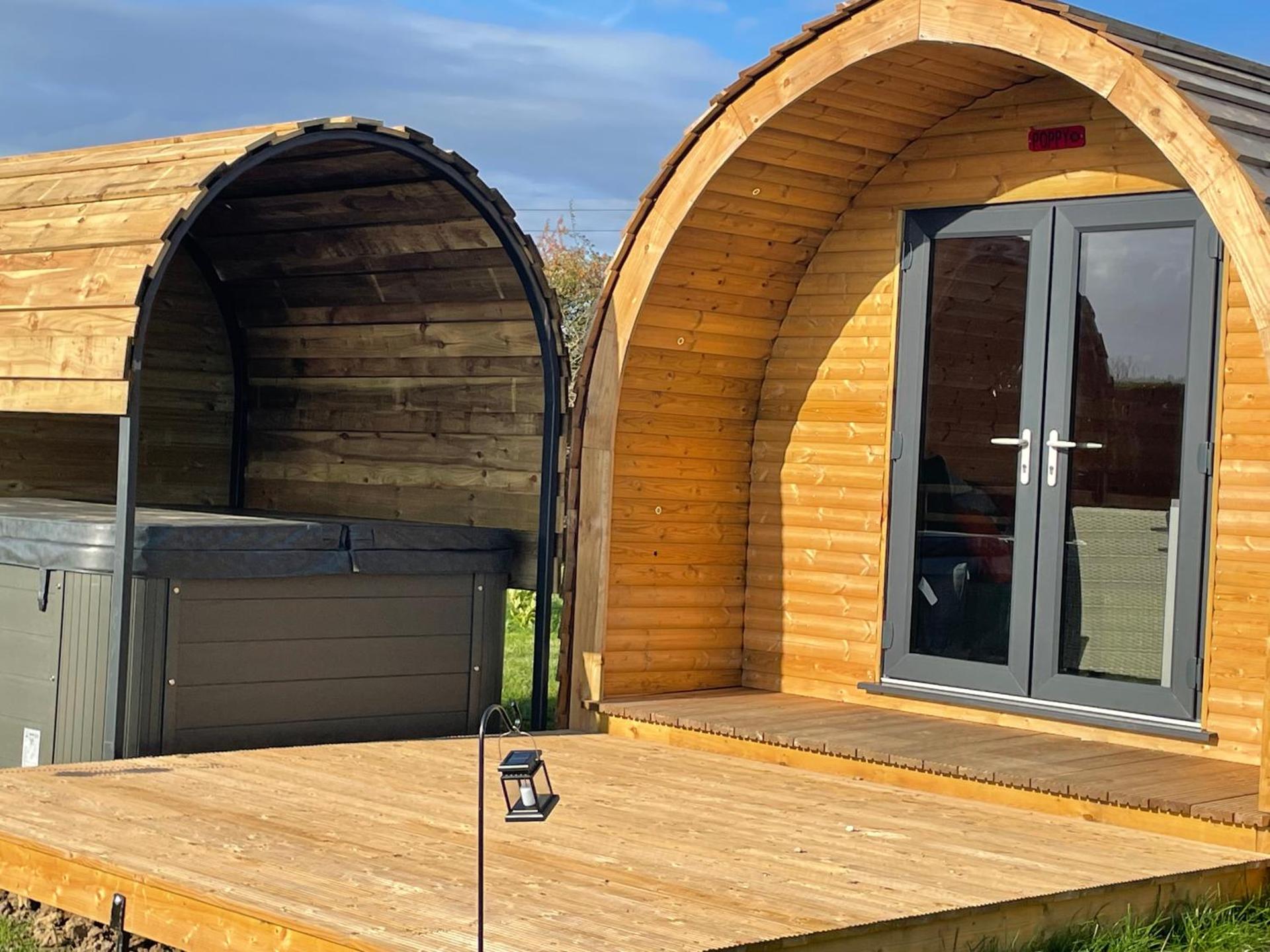 Little Meadow Pods with Hot Tub