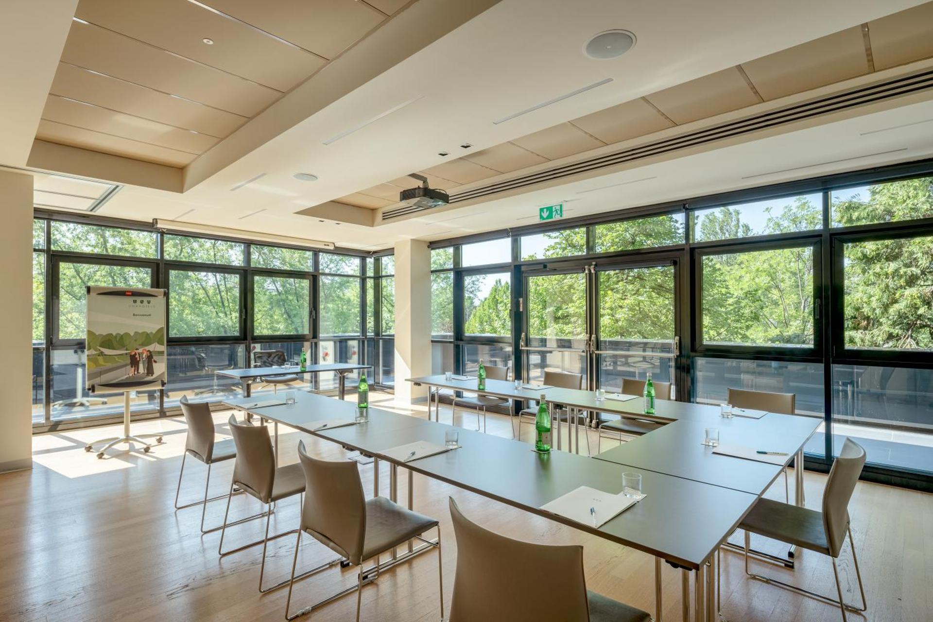 Meeting/conference room