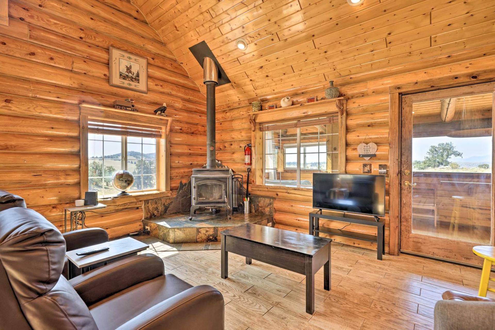 22STR-00360 Fairplay Cabin with Fire Pit, Mtn Views!