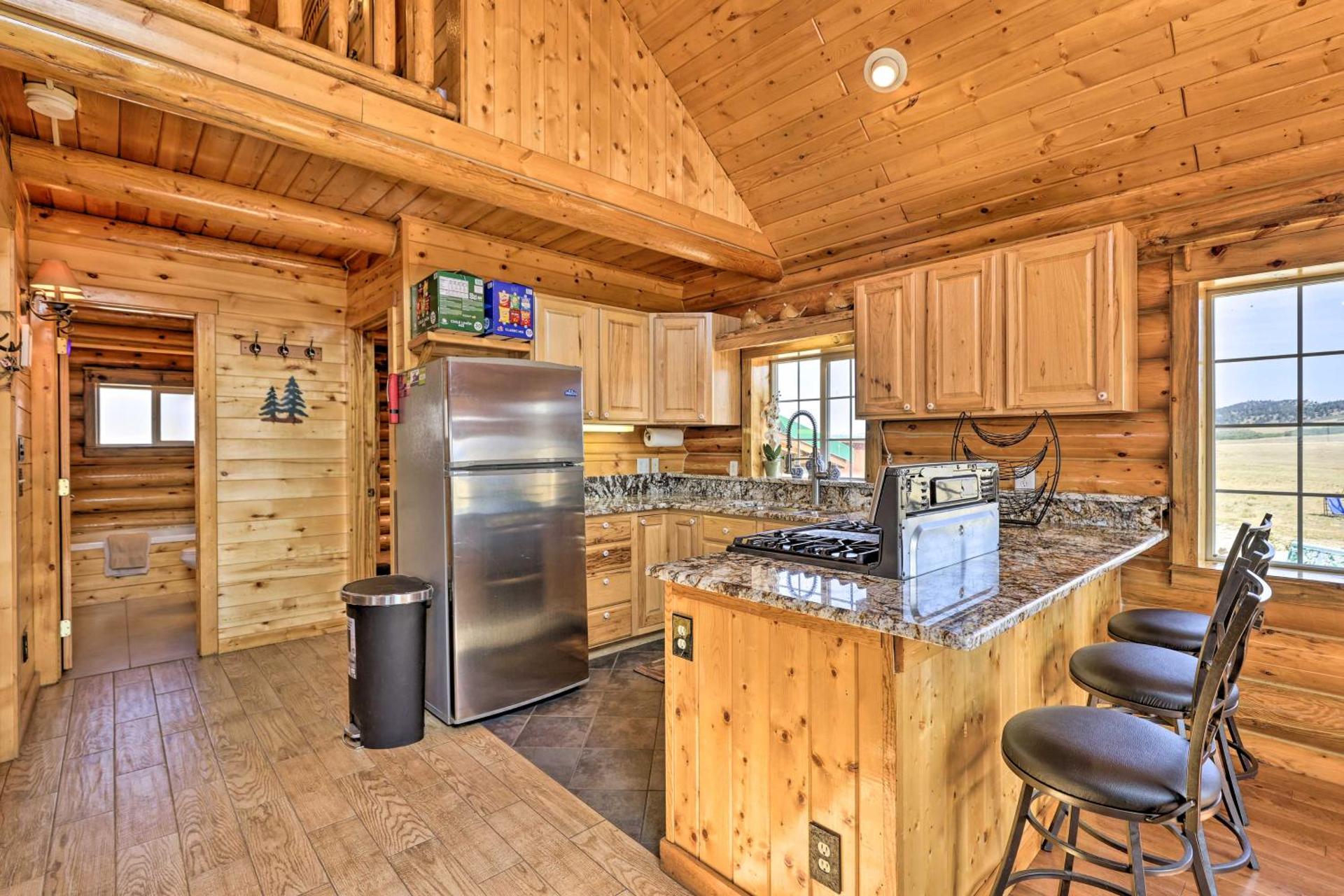 22STR-00360 Fairplay Cabin with Fire Pit, Mtn Views!