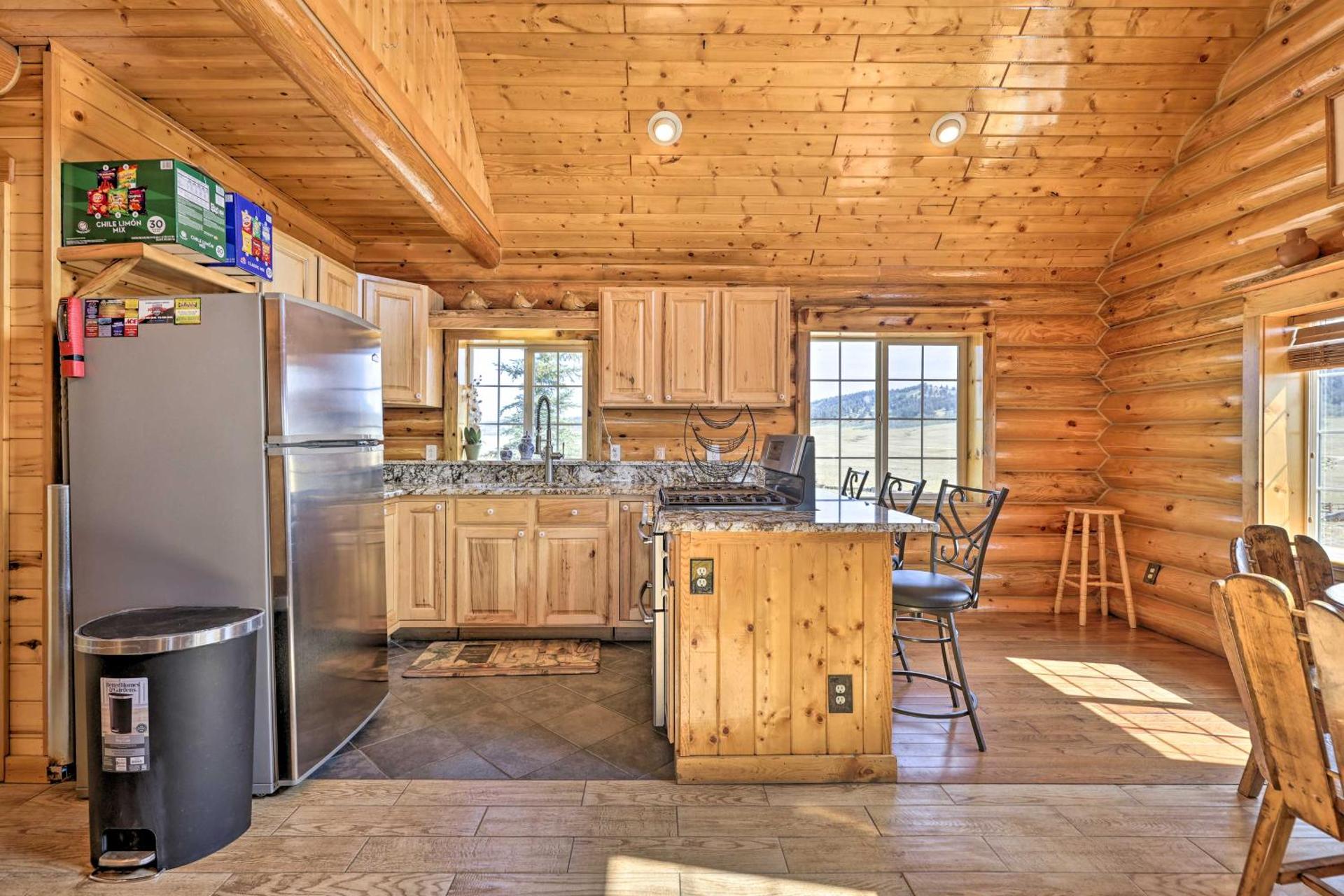 22STR-00360 Fairplay Cabin with Fire Pit, Mtn Views!