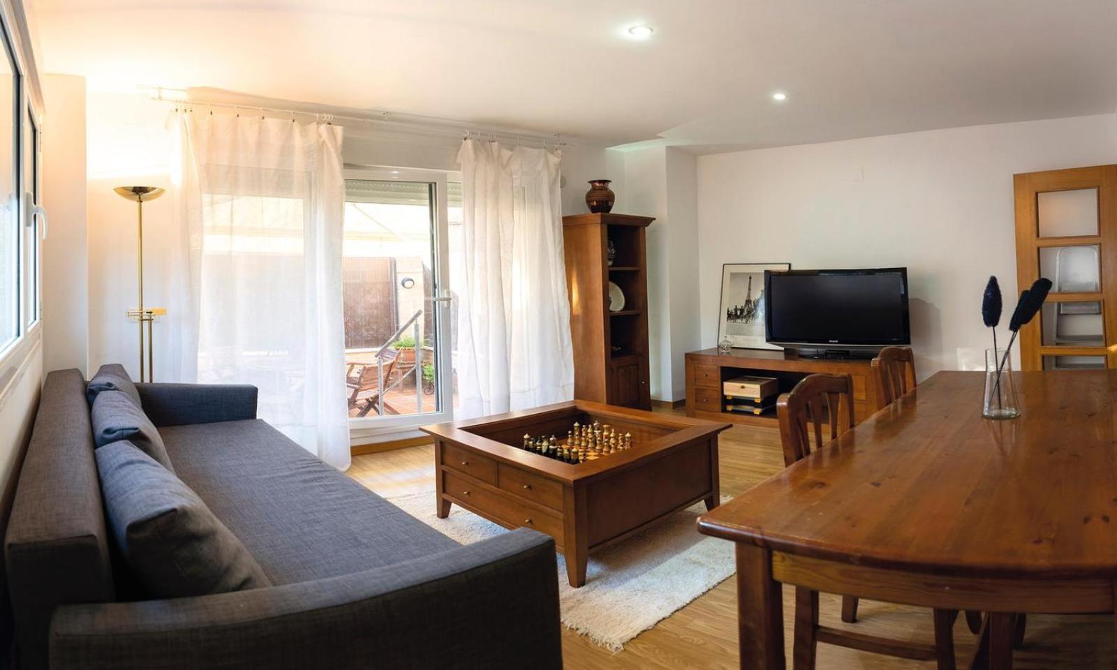 Communal lounge/ TV room