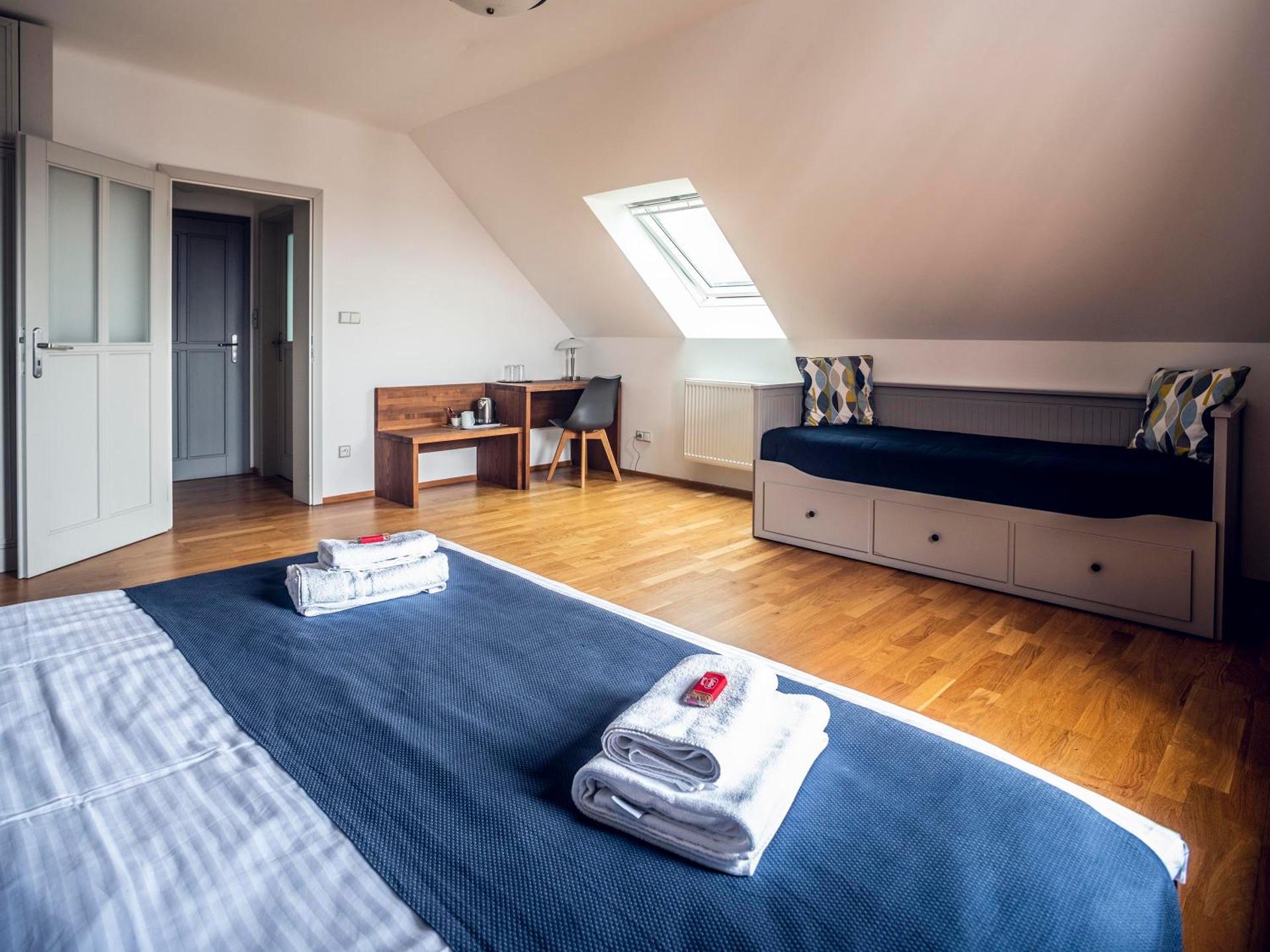 Photo of the whole room