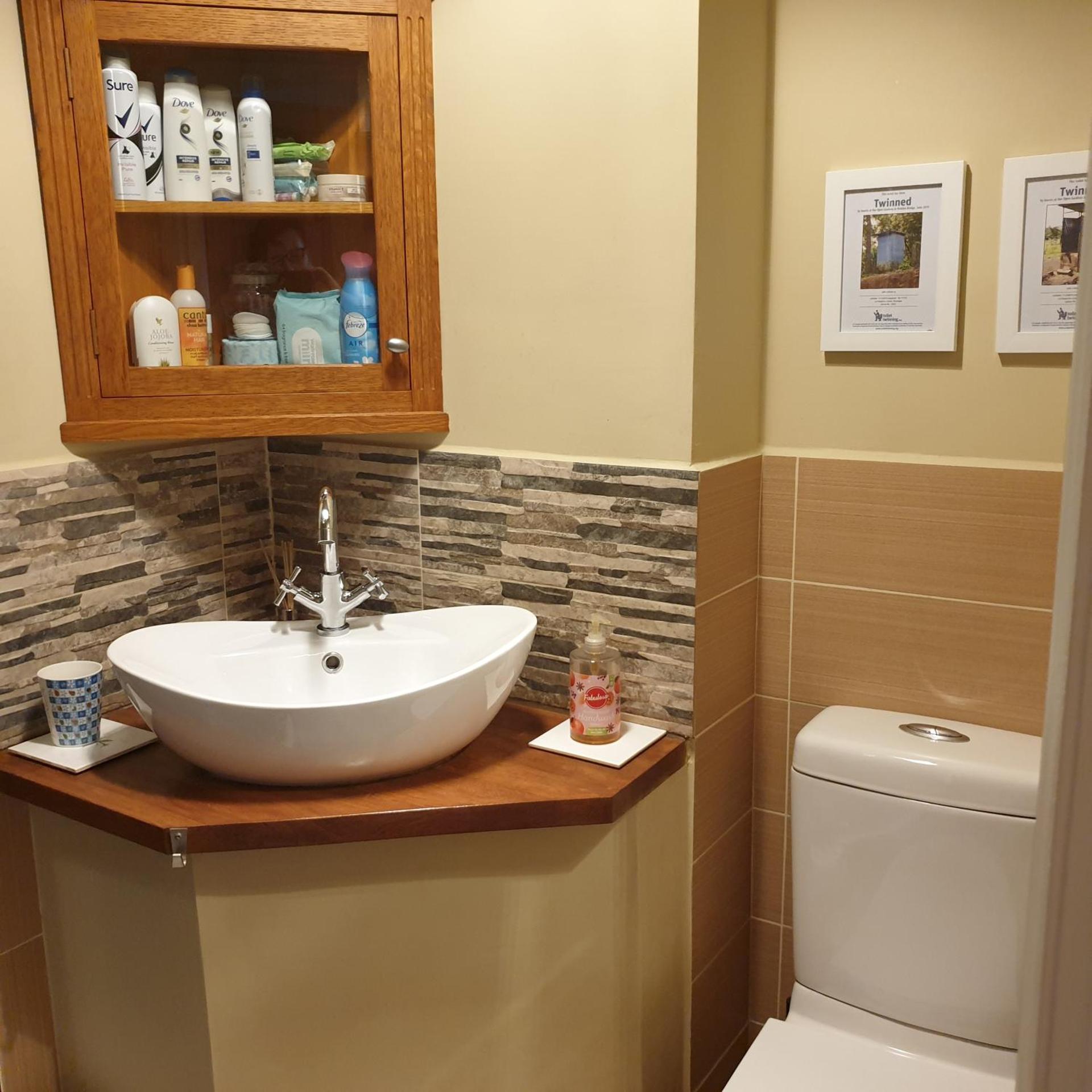 The Cabin - Great Views, Garden, Netflix, Near Town