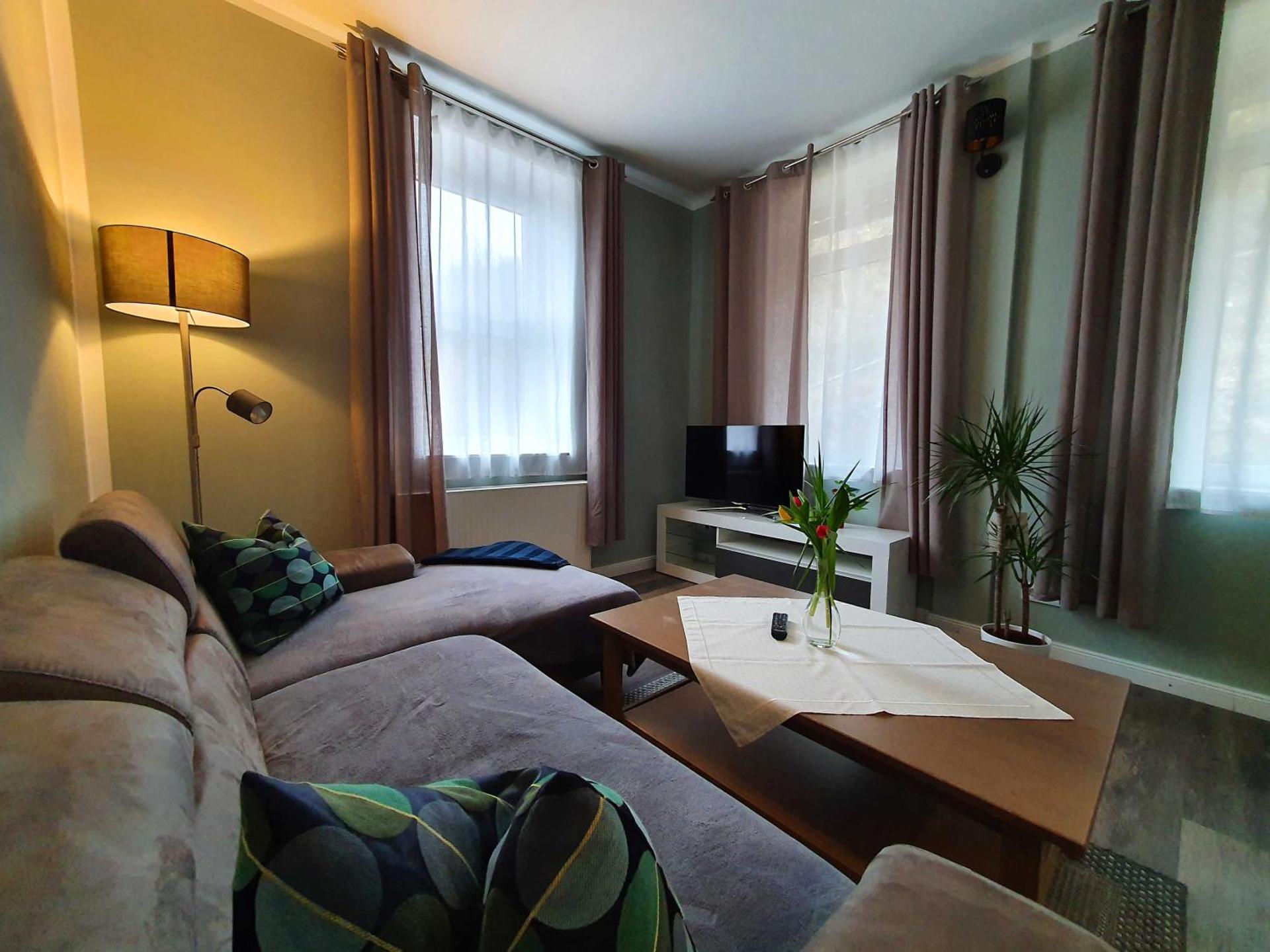 Twin Room with Mountain View