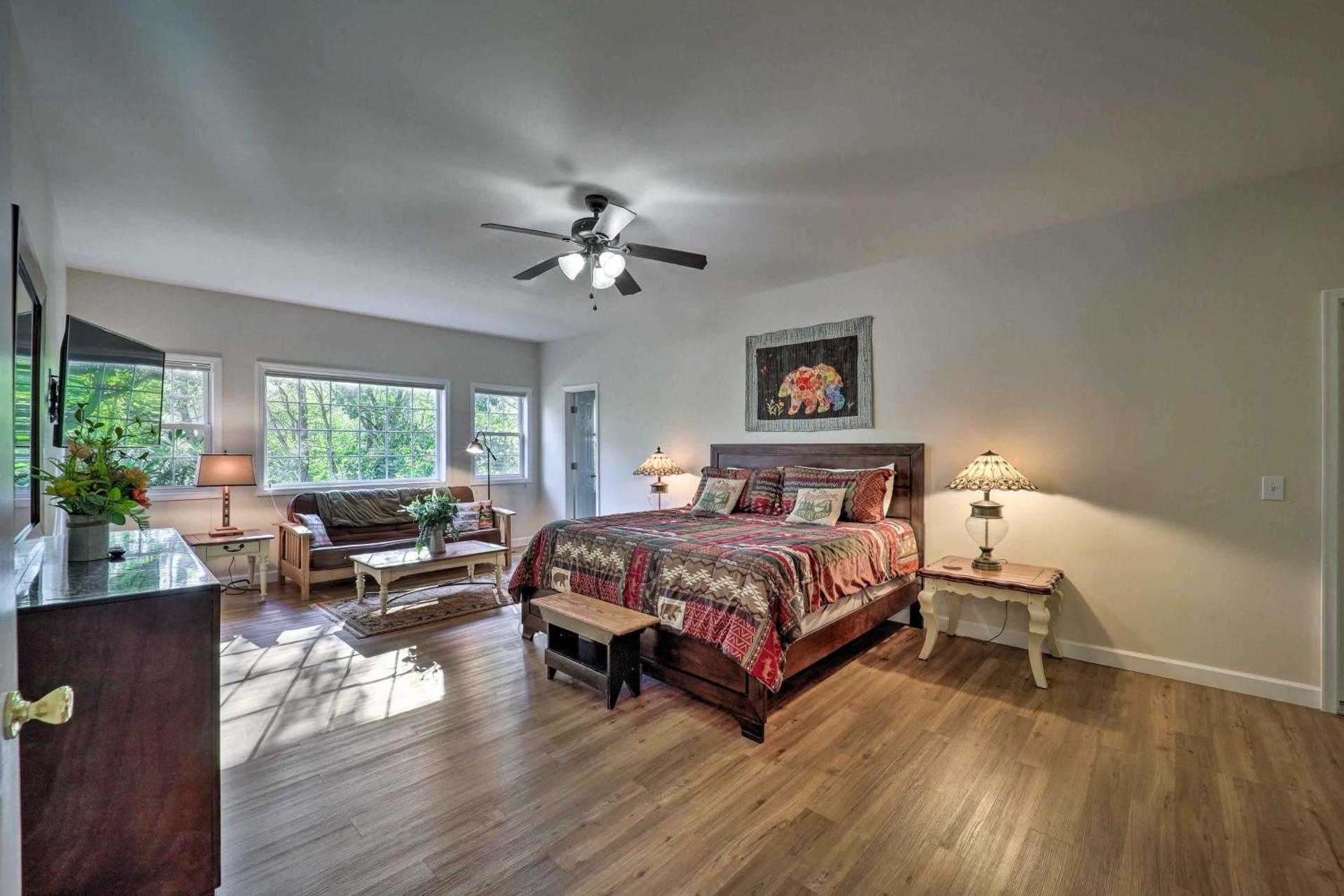 Near Sugar Mtn Resort Banner Elk Haven with Views!