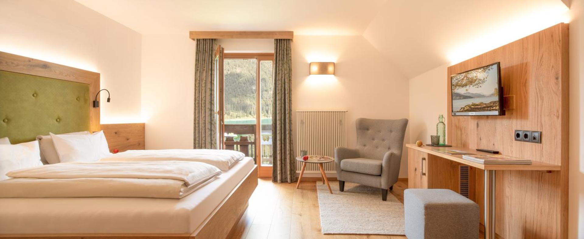 Double Room with Lake View