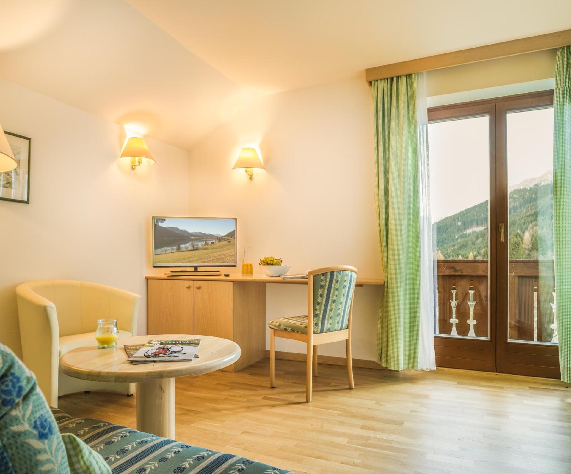 Deluxe Double Room with Lake View - Annex