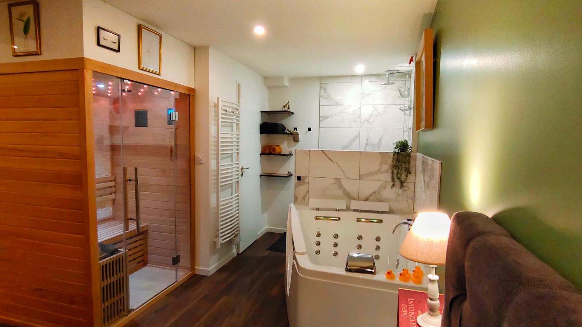 Votre Escale Jungle Sauna & Spa