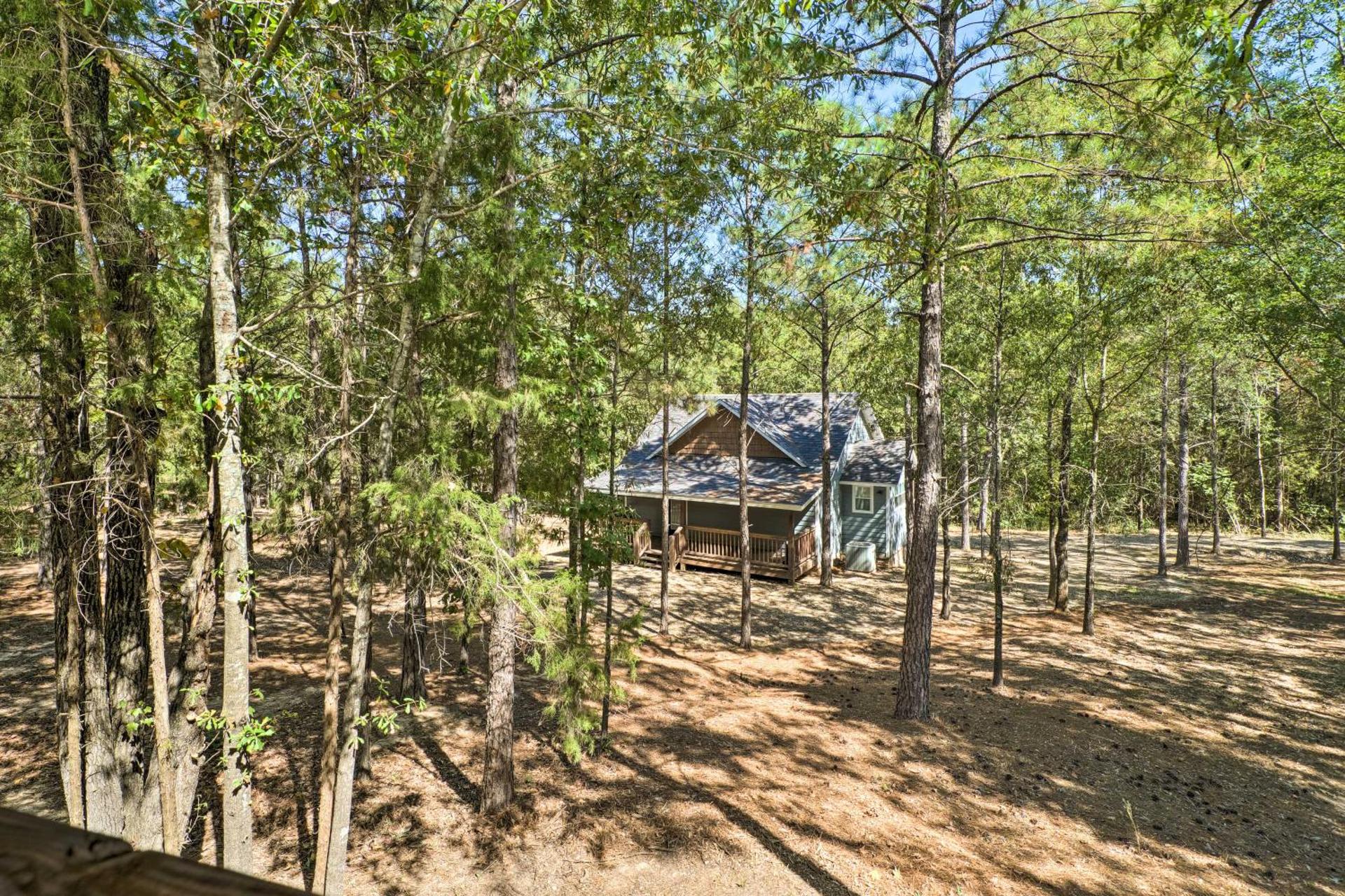 Modern Broken Bow Cabin, Near Lake and Wineries