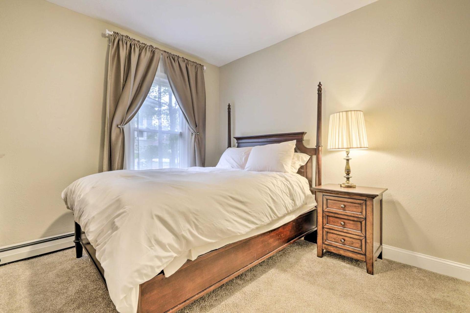 Bright Springfield Apartment with 2 Balconies!