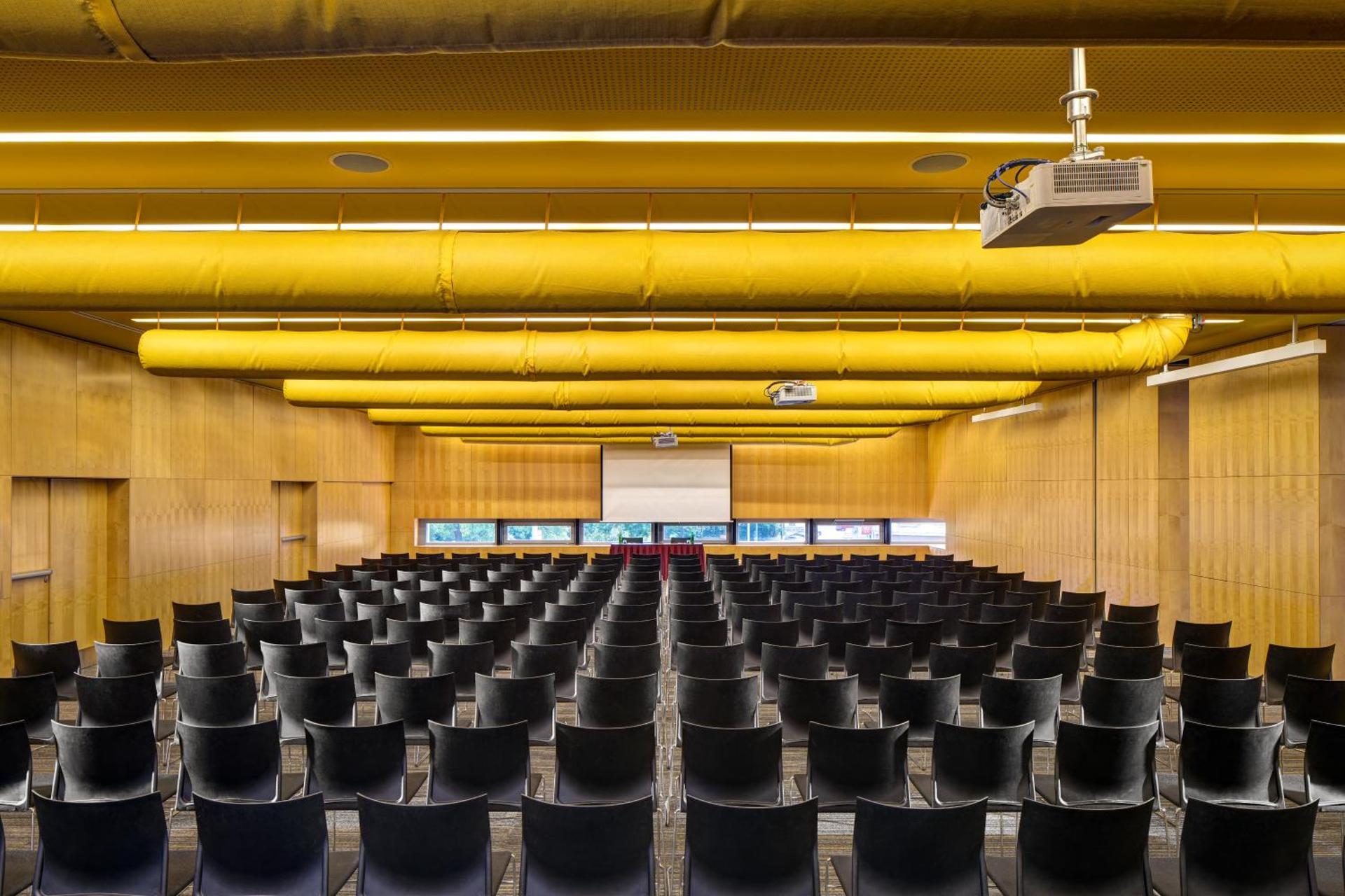 Meeting/conference room