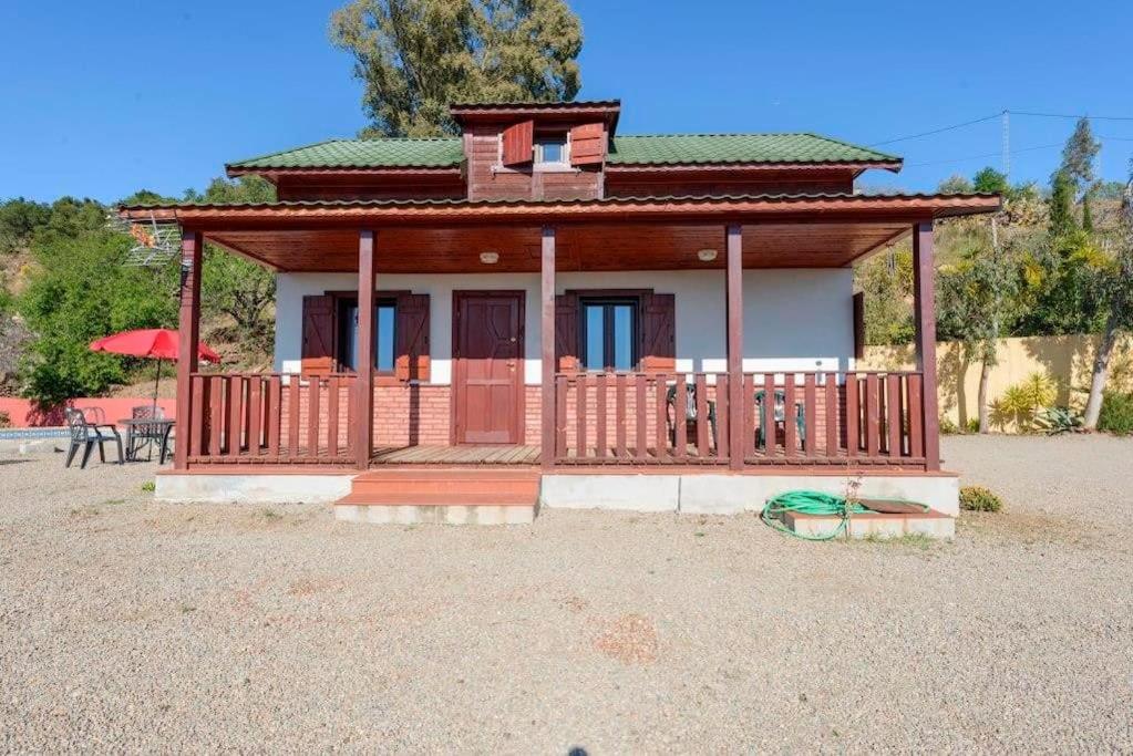 House with Private Pool (Piscis)