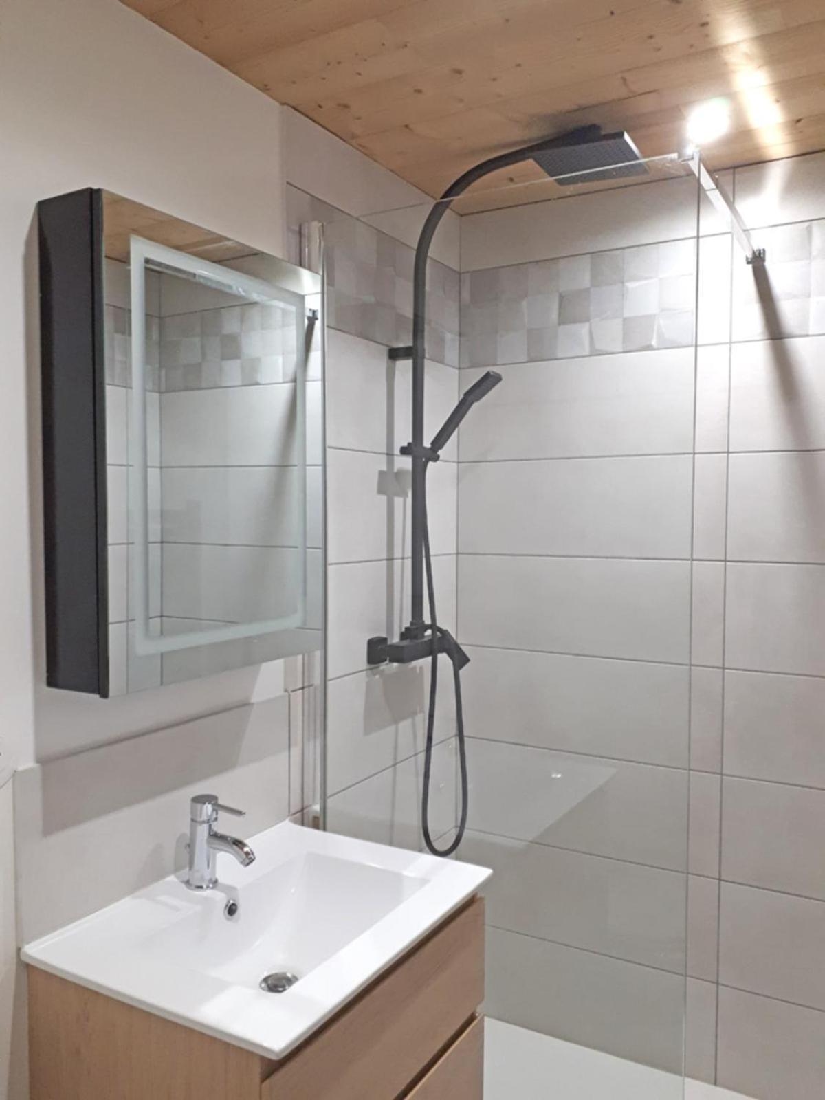 Charming Studio With Balcony