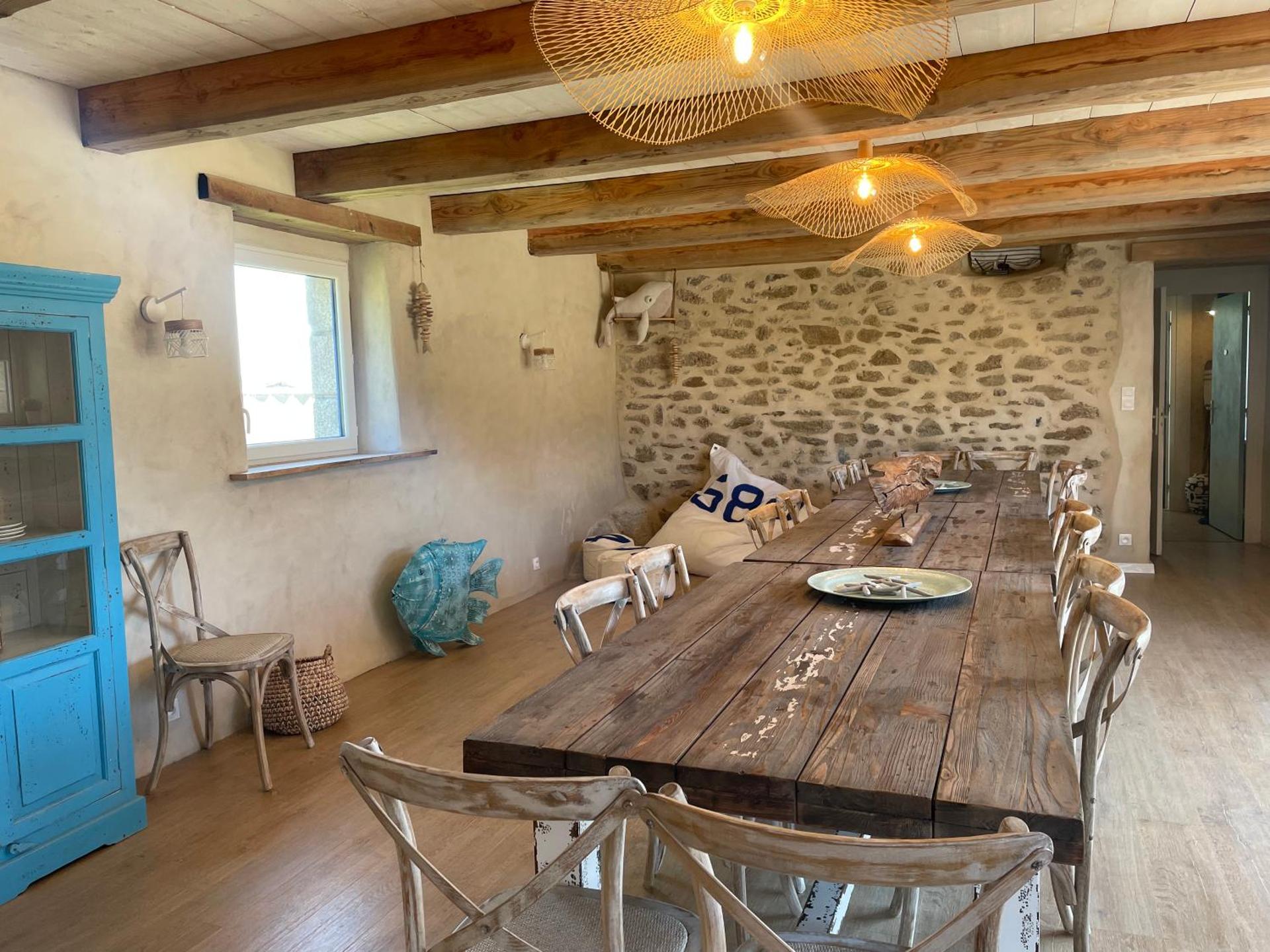 Maison Maillots et Bigorneaux, 15 pers, jacuzzi, 40m de la mer