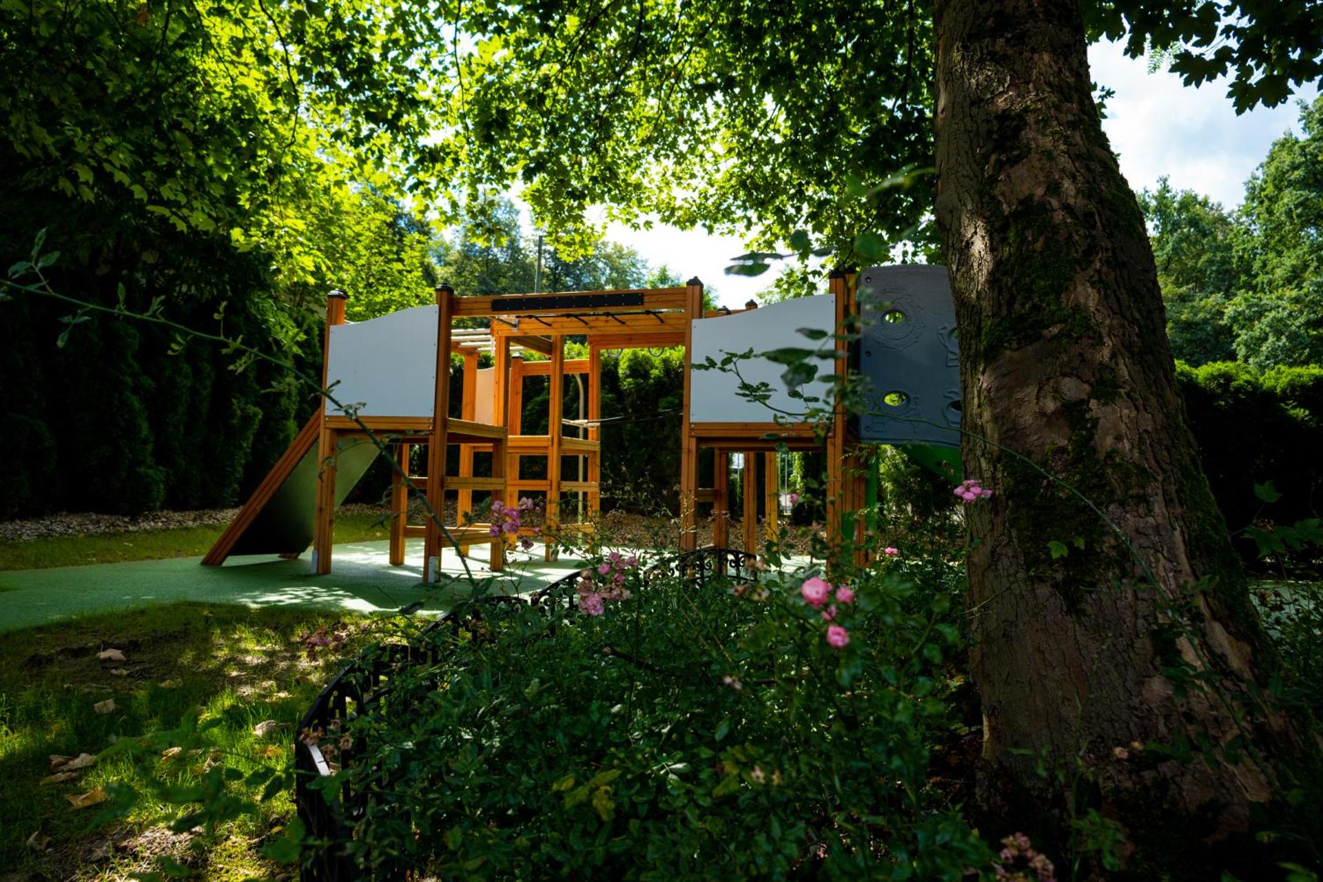 Children play ground