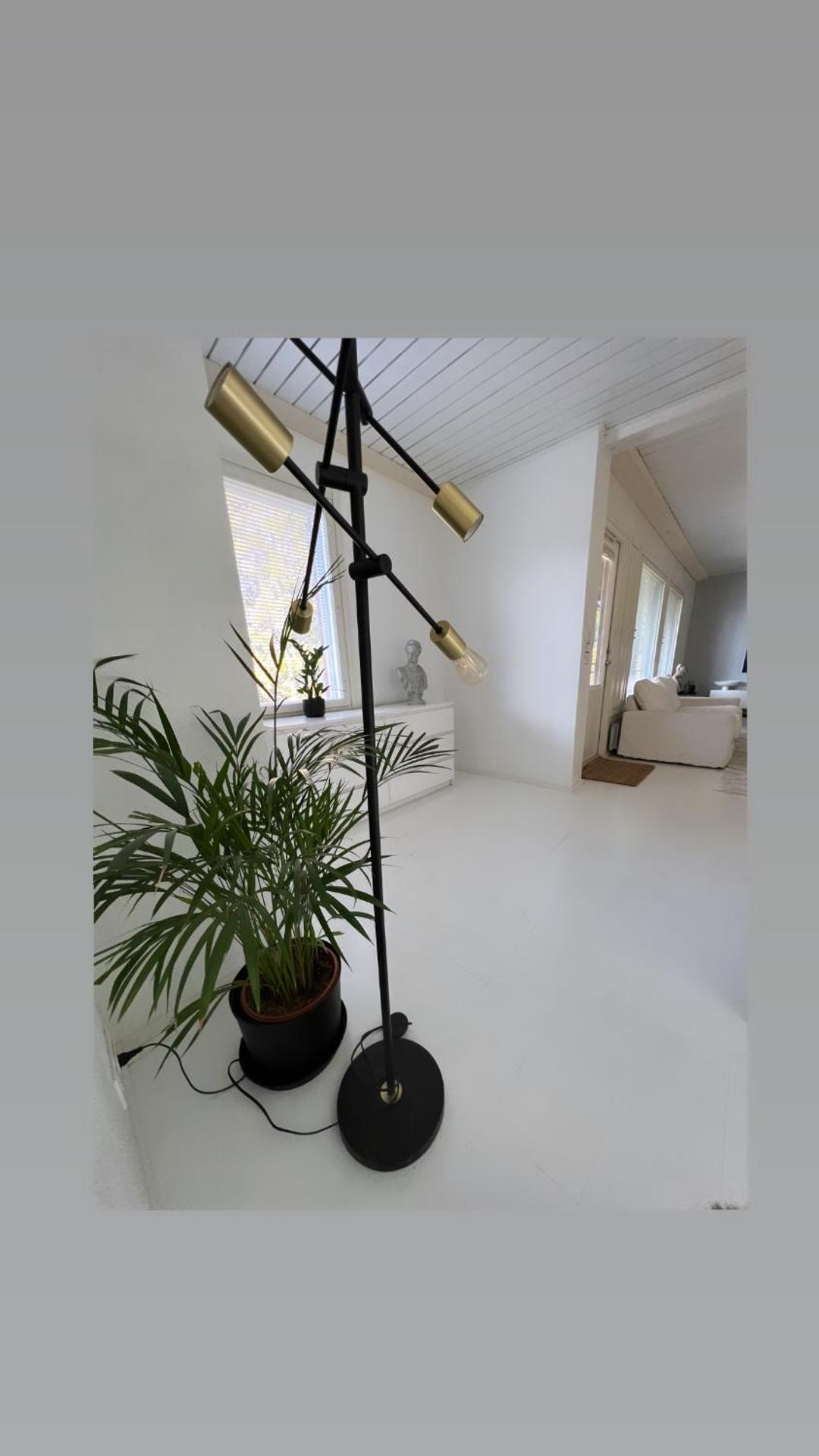 Omakotitalo rauhallisella sijainnilla lähellä keskustaa Maksuton pysäköinti ja puusauna