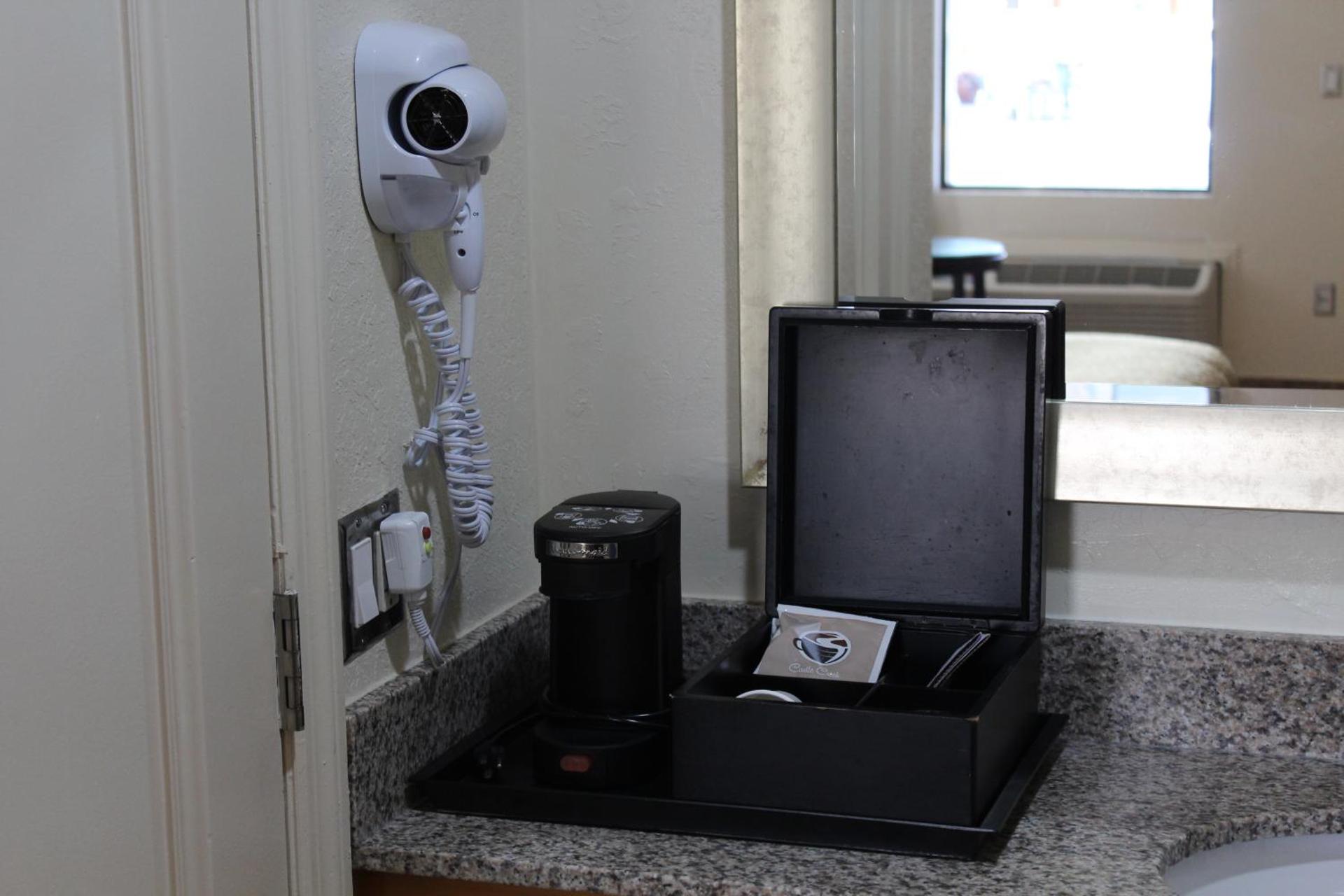 Coffee/tea facilities