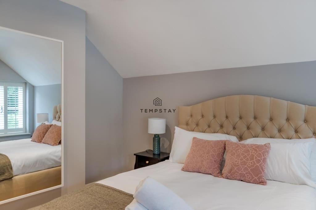 Cosy Family Home Near Thorpe Park & Legoland