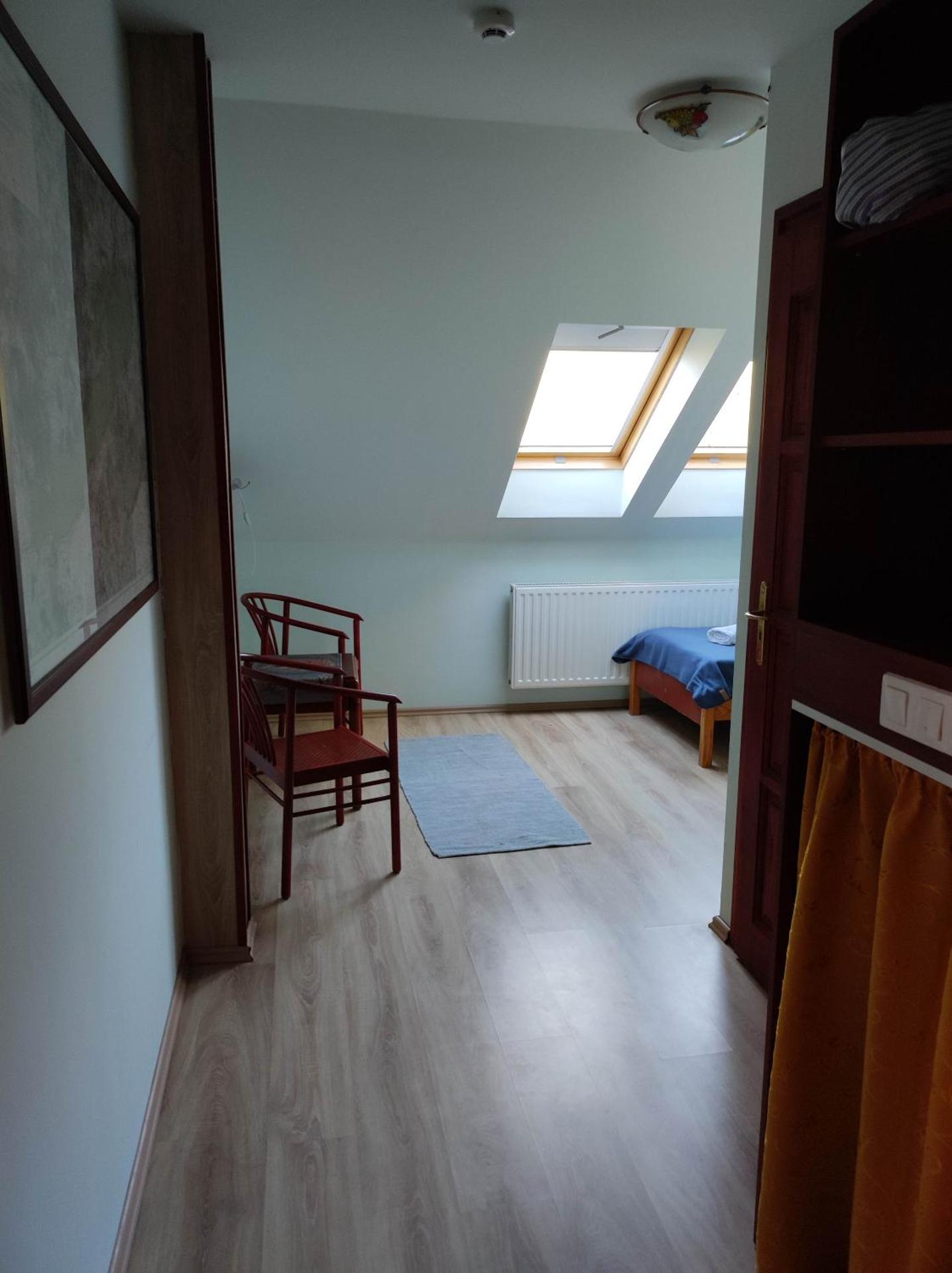 Photo of the whole room