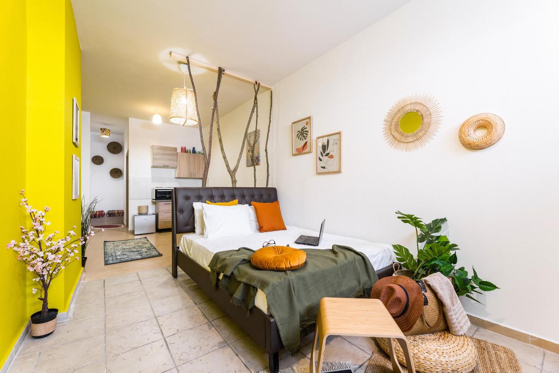 Erato “wrapped in myrtle and roses”