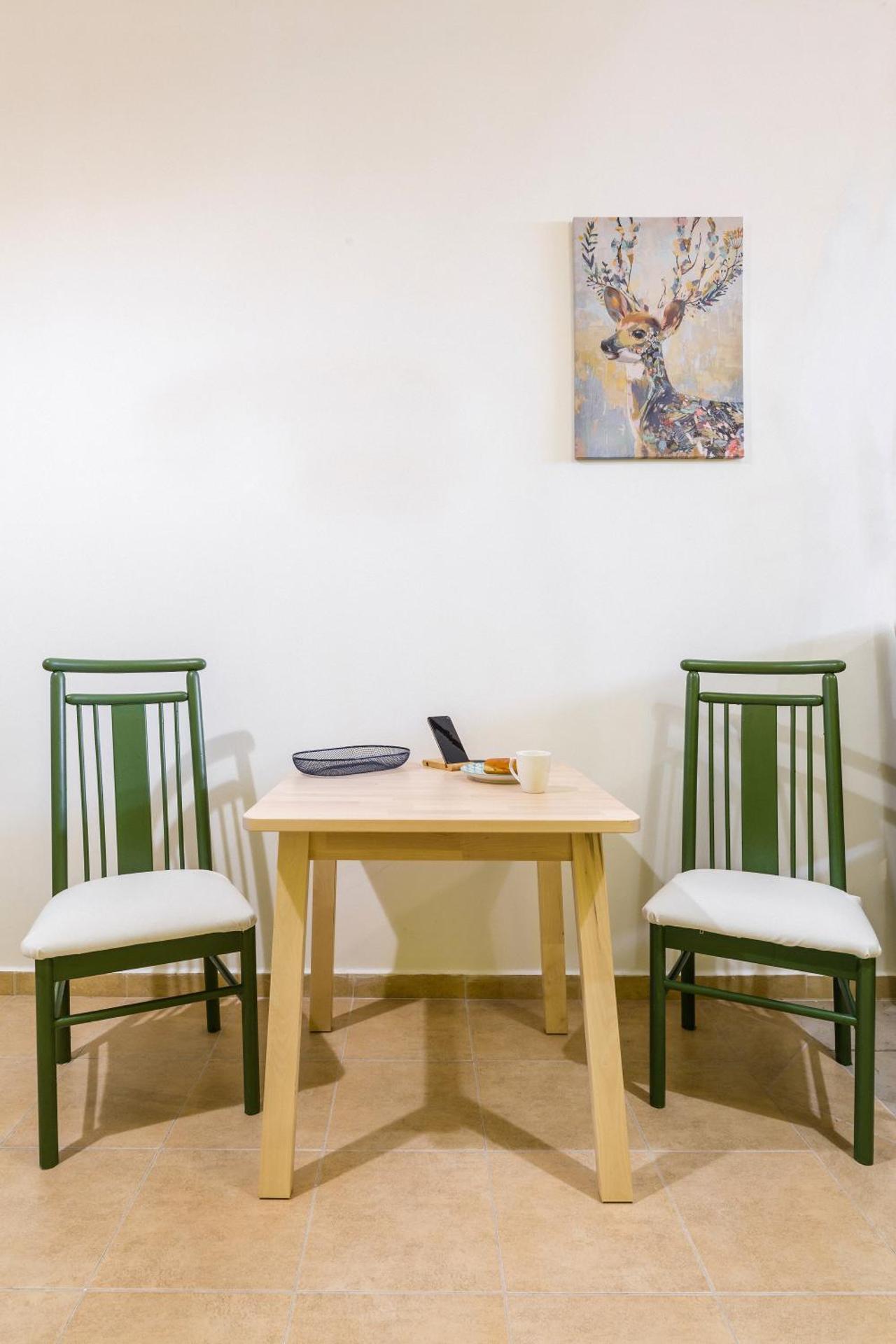 Erato “wrapped in myrtle and roses”