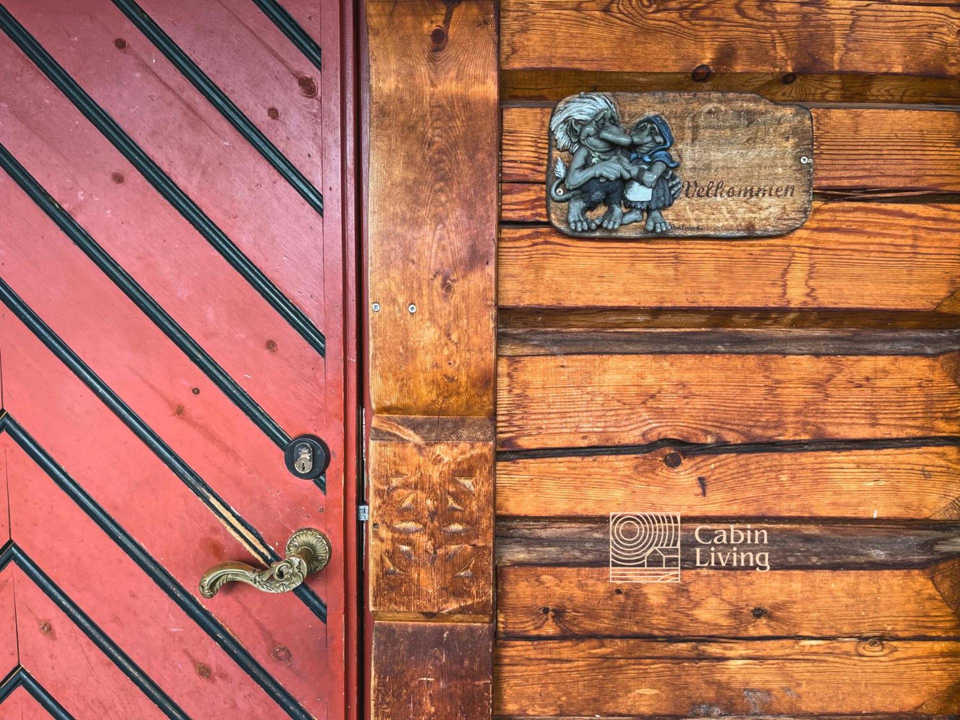 Cozy cabin at Beitostølen with sauna, hot tub & fireplace
