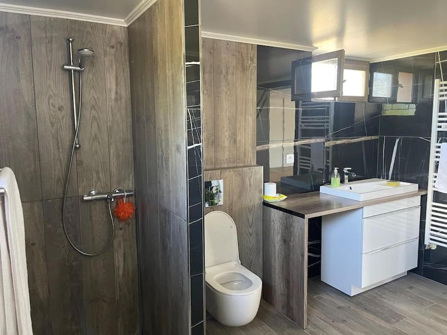 La Villa De Hauteville