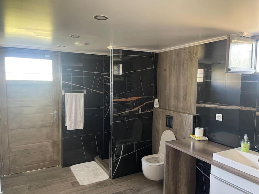 La Villa De Hauteville