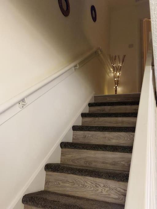 Comfortable 2 bedroom house in historic Exeter