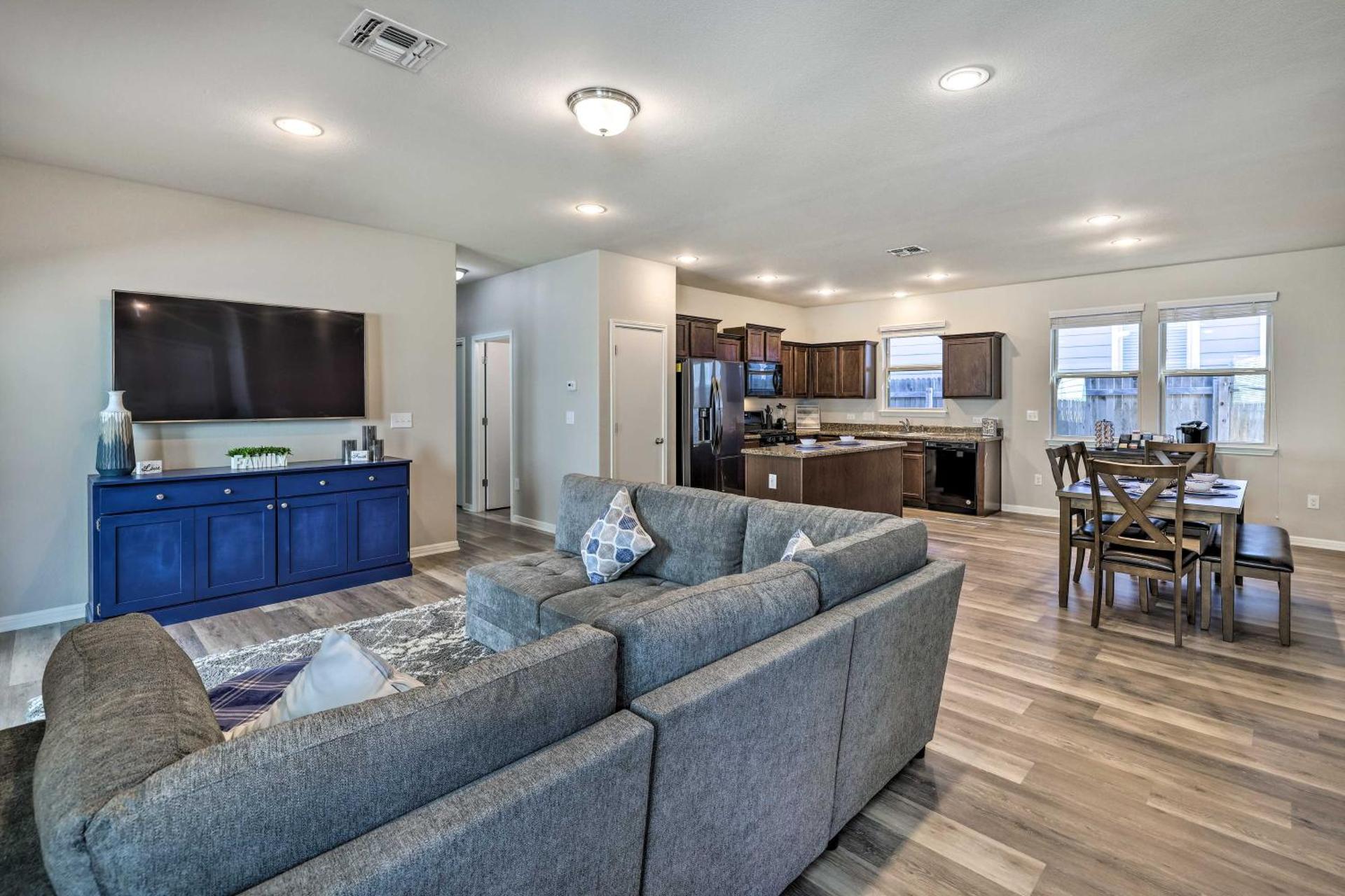 Family Home with Fenced Yard in Austin Suburbs!