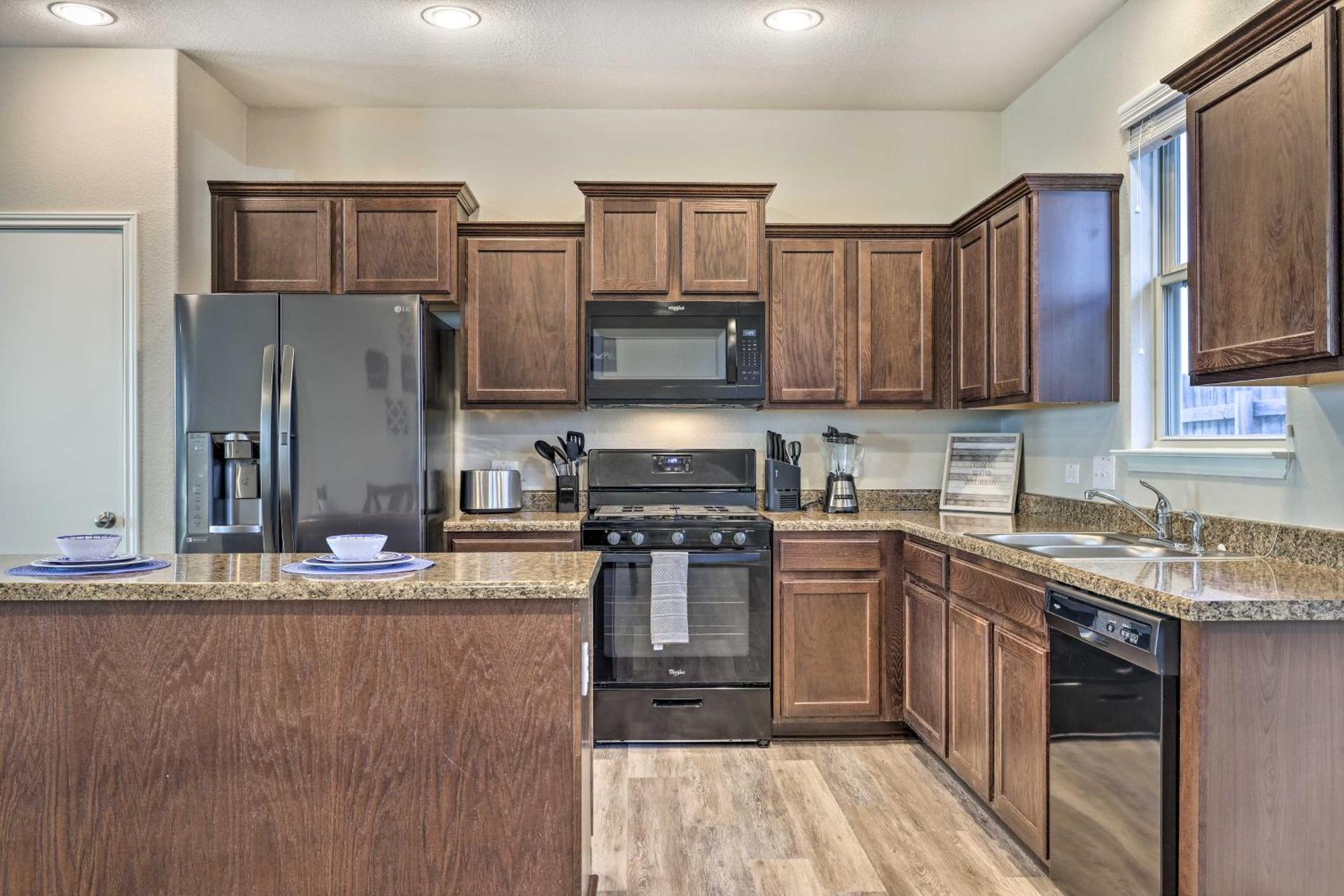 Family Home with Fenced Yard in Austin Suburbs!