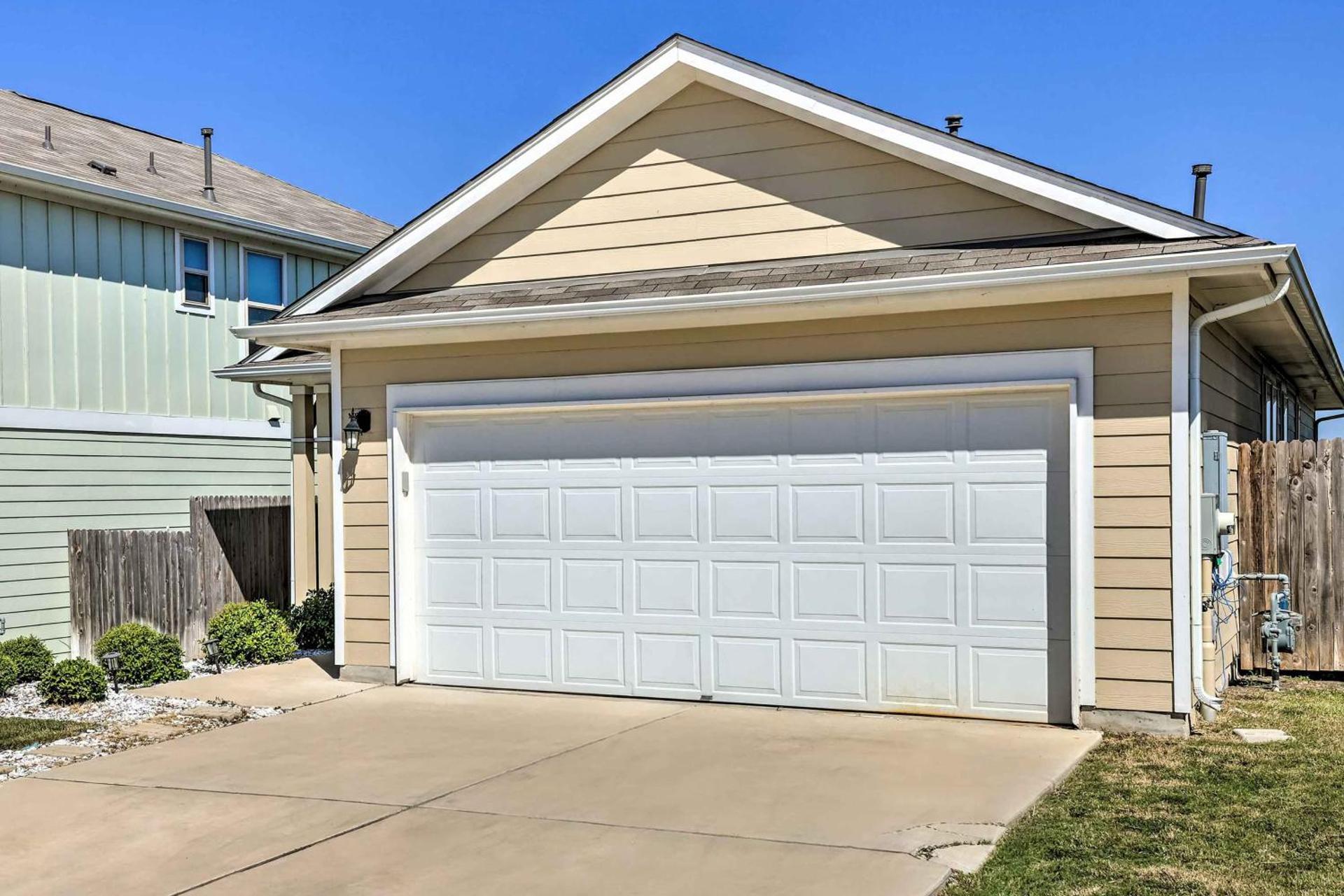 Family Home with Fenced Yard in Austin Suburbs!