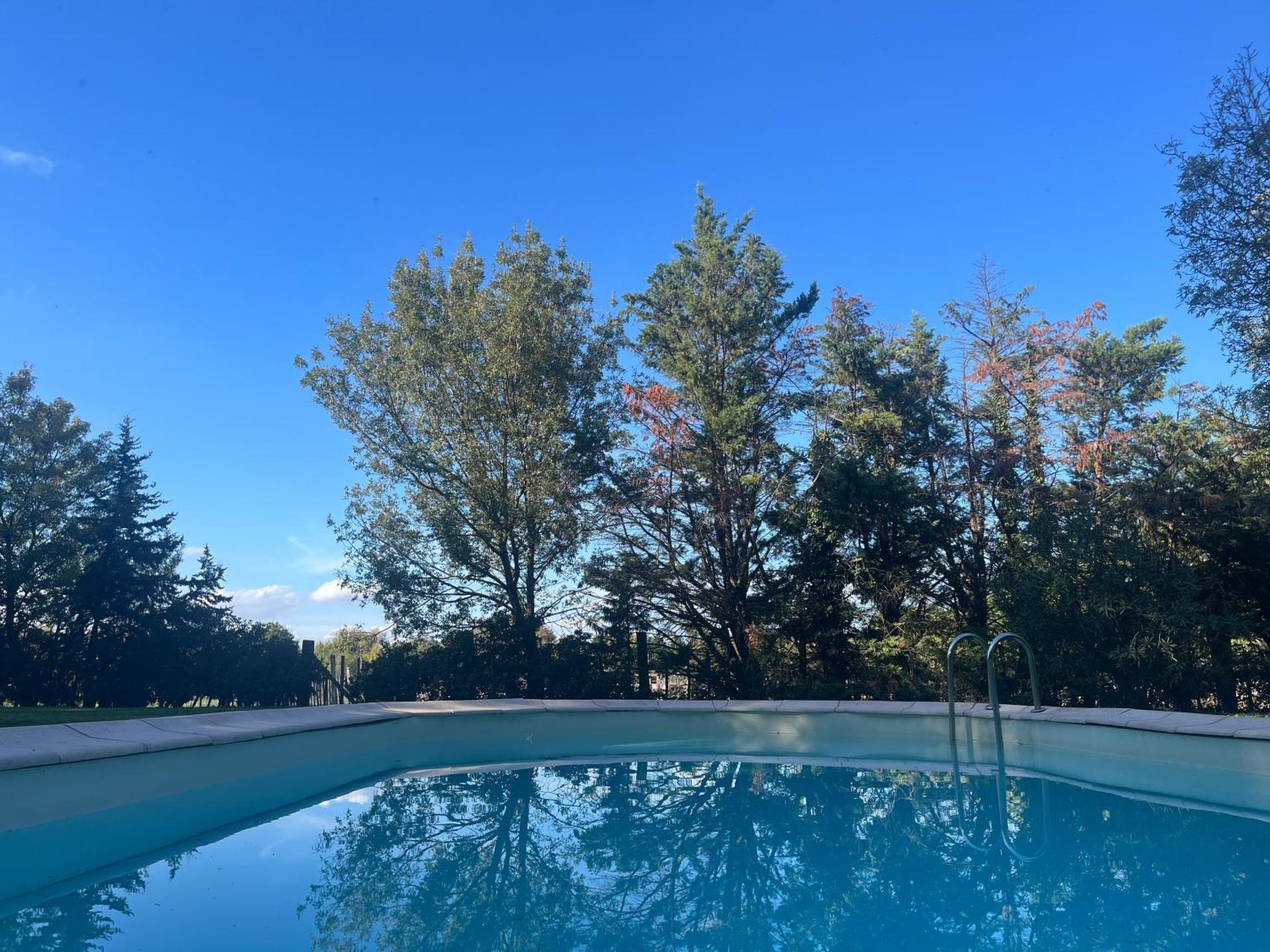 AUX PORTES DE LA CAMARGUE STUDIO BALNEO PISCINE