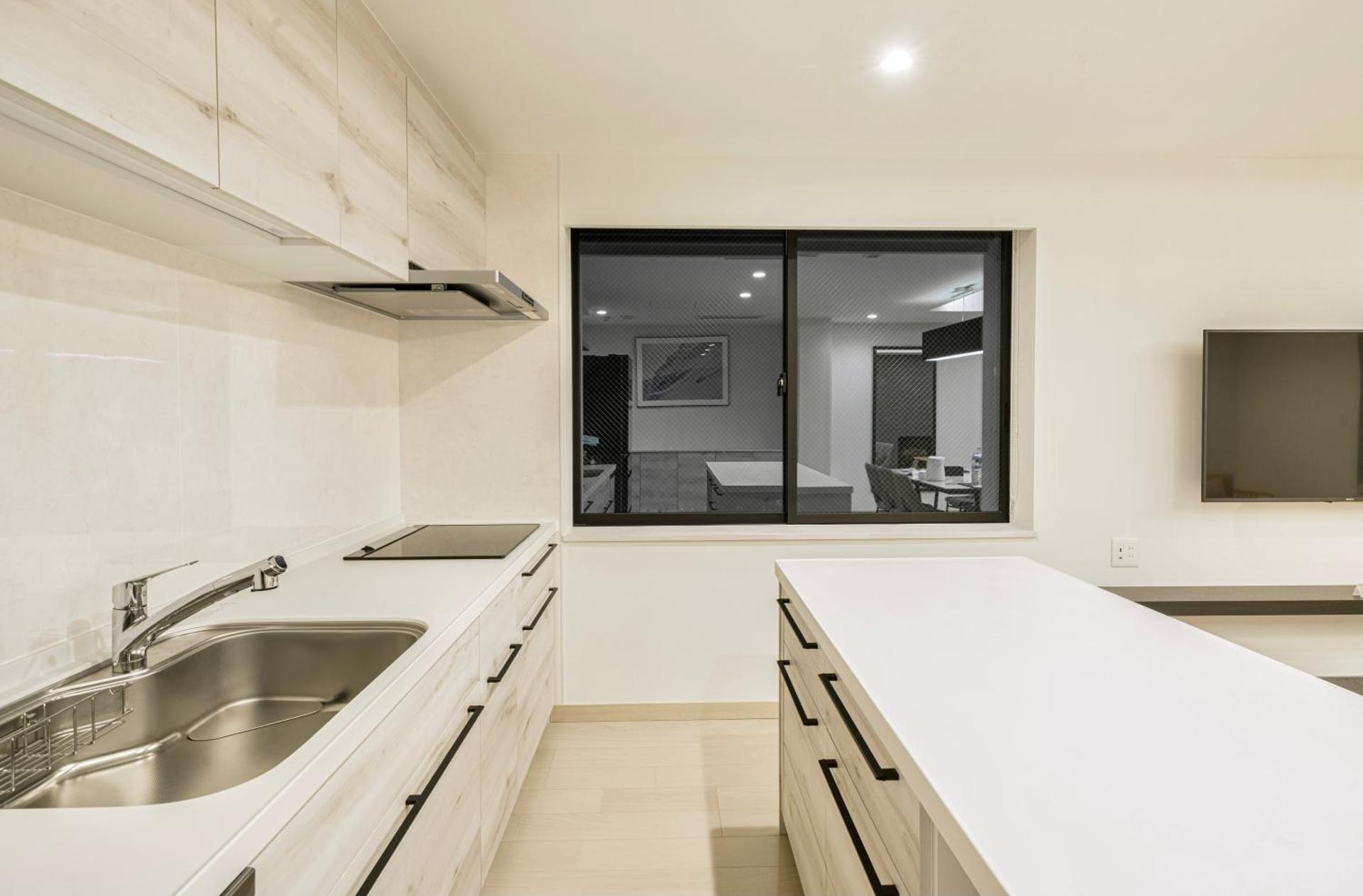 Kitchen or kitchenette