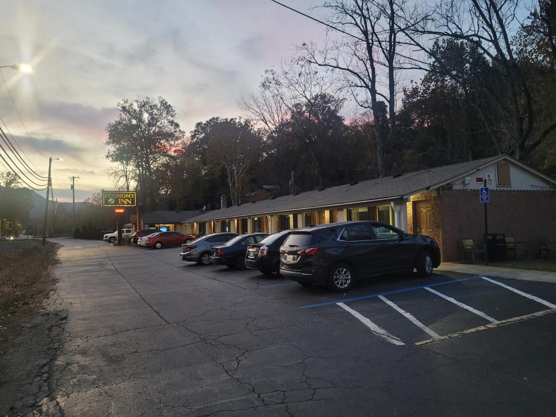 Economy Inn Sylva