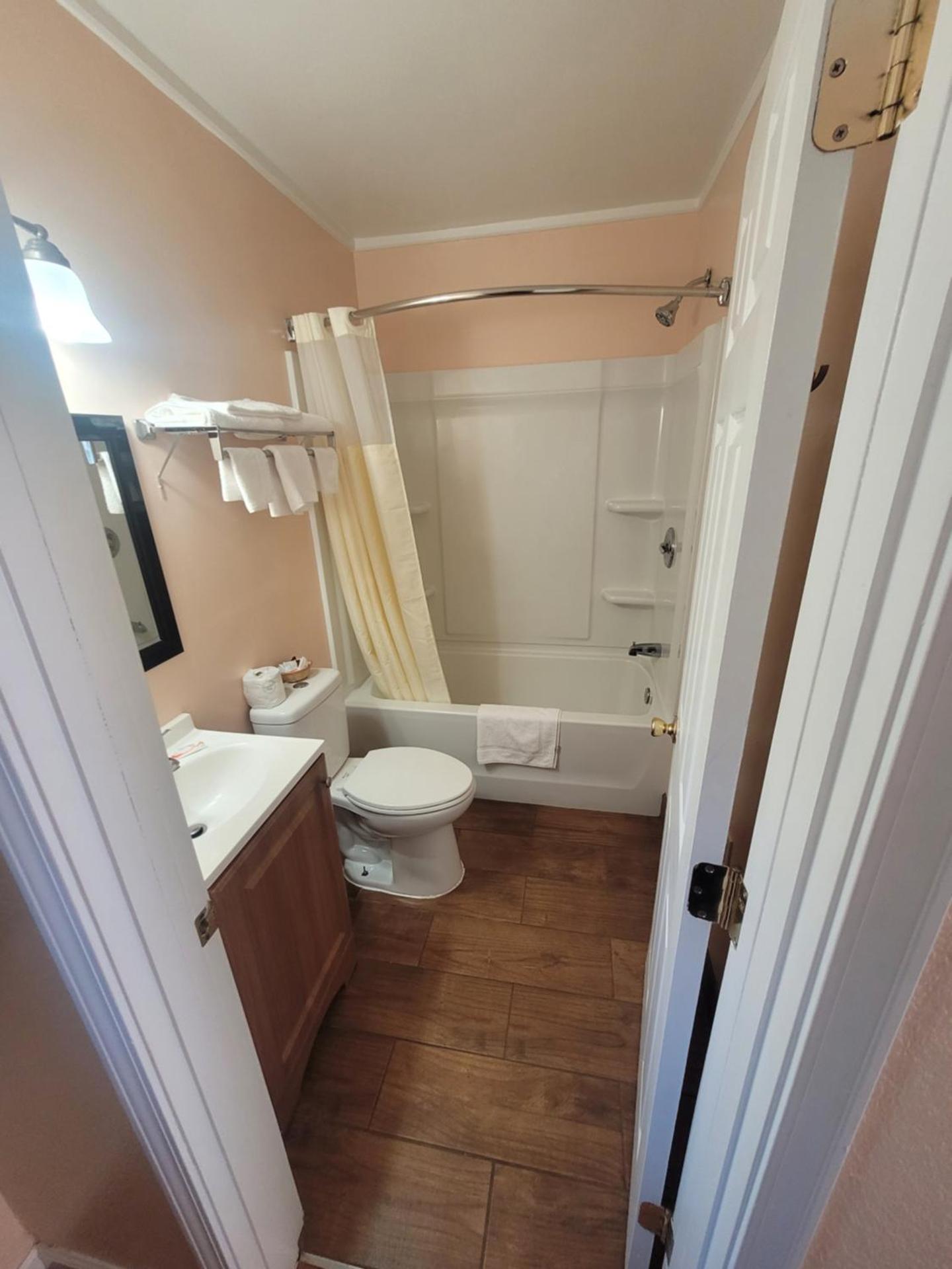 Double or Twin Room with Bathroom