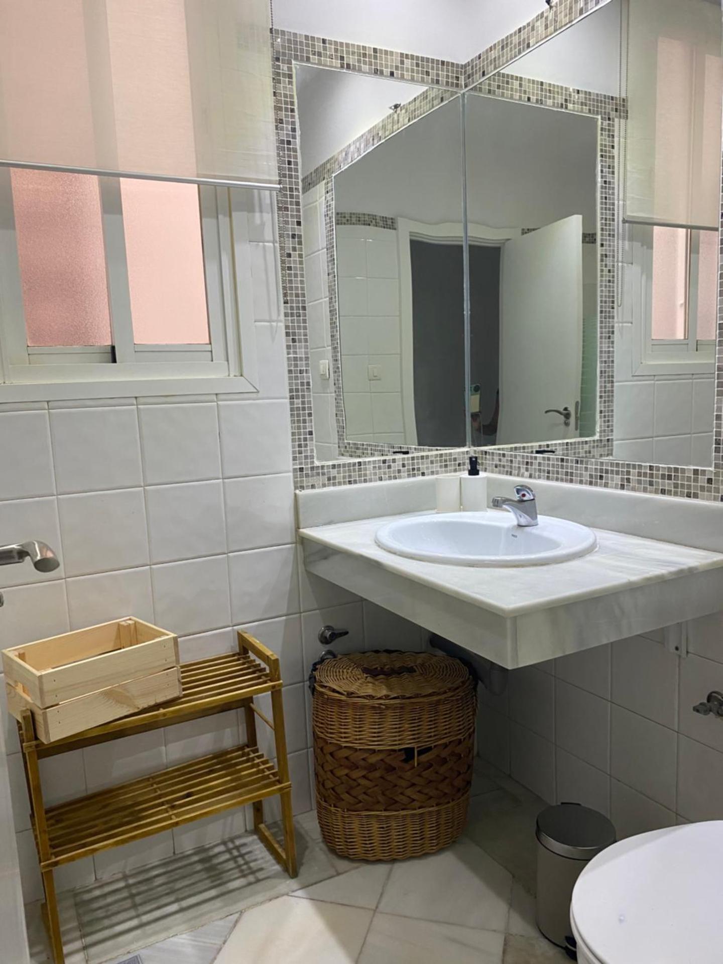 PRECIOSO Y ACOGEDOR APARTAMENTO EN PLENO CENTRO DE GRANADA