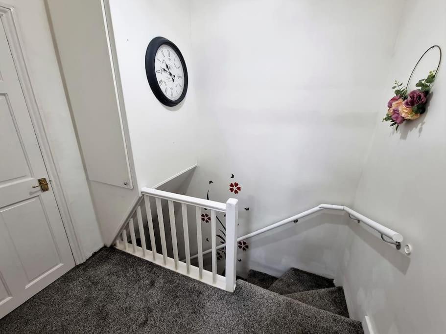 *6B7R* Setup for your most relaxed & amazing stay + Free Parking + Free Fast WiFi*