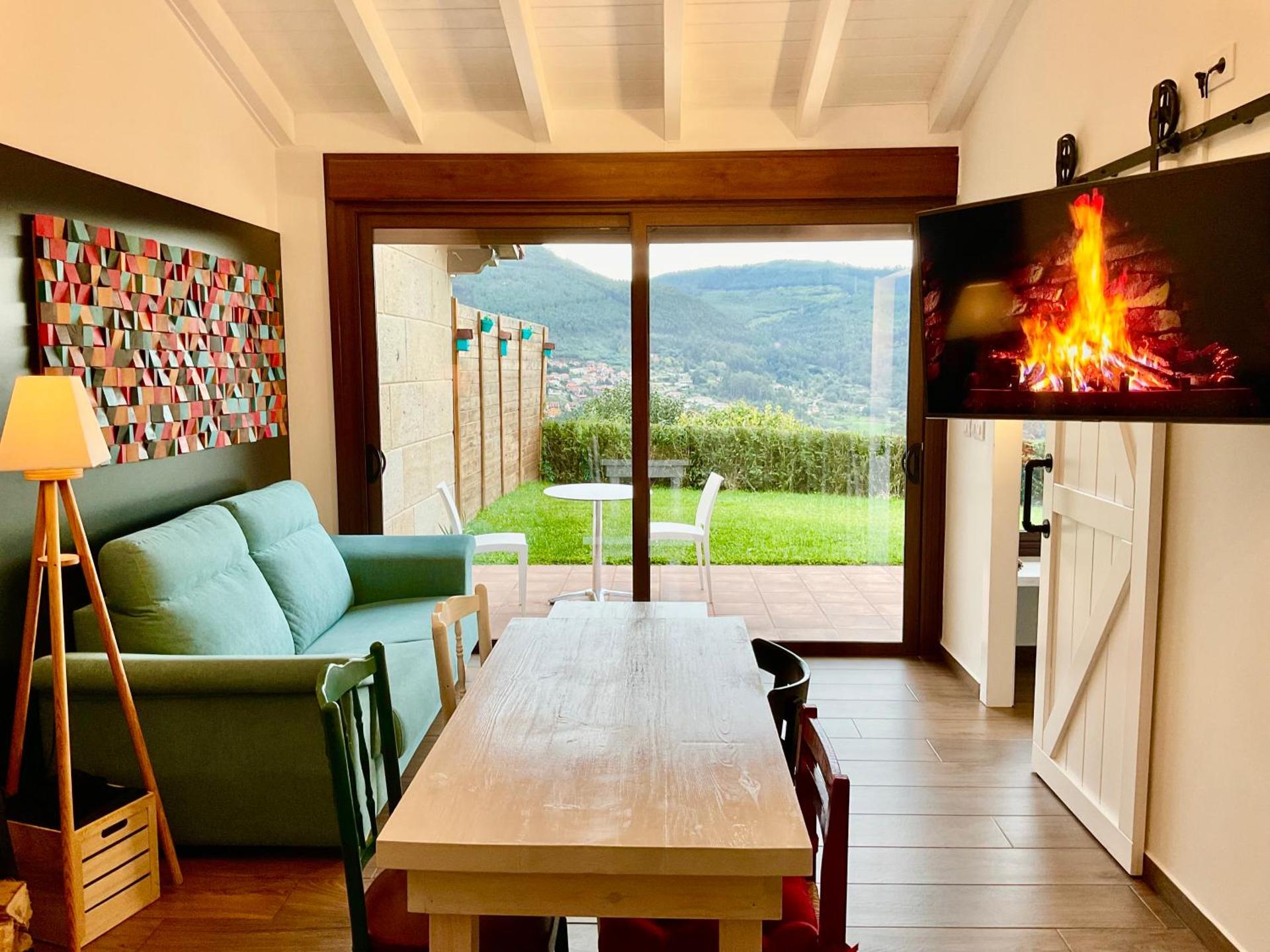 Casa Nueva de Vigo Rural Mos con Jacuzzi y chimenea