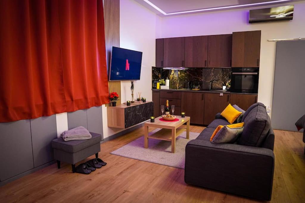 Logement privé avec Jacuzzi haut de gamme ! près de l'Aéroport de Charleroi