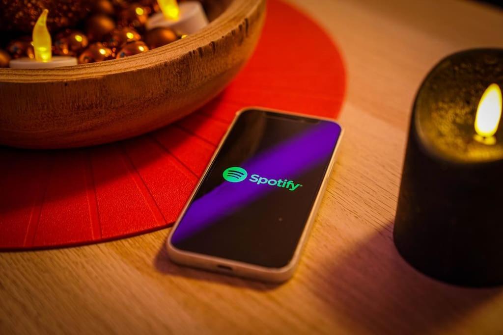 Logement privé avec Jacuzzi haut de gamme ! près de l'Aéroport de Charleroi