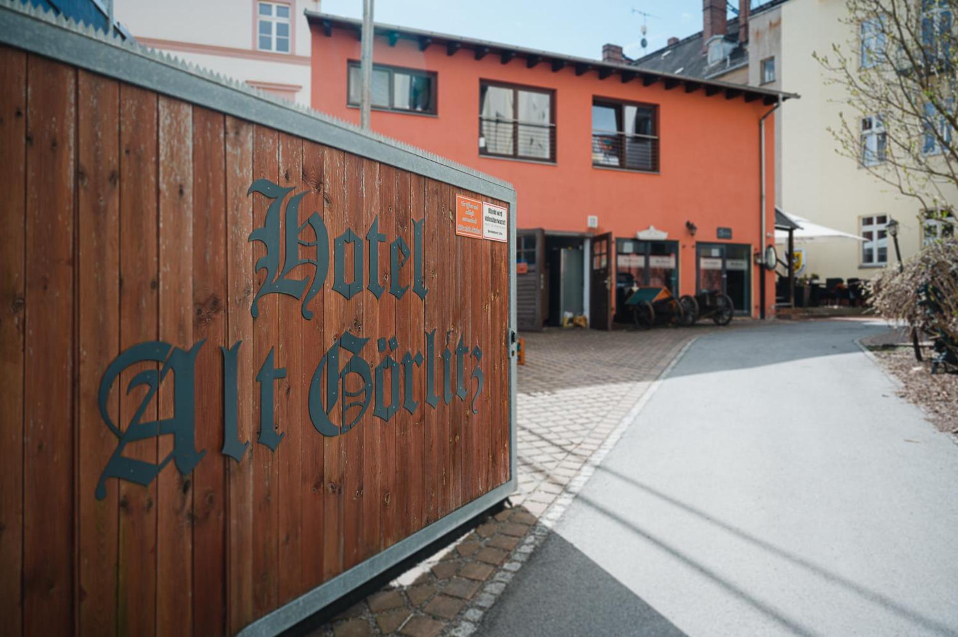 Inner courtyard view