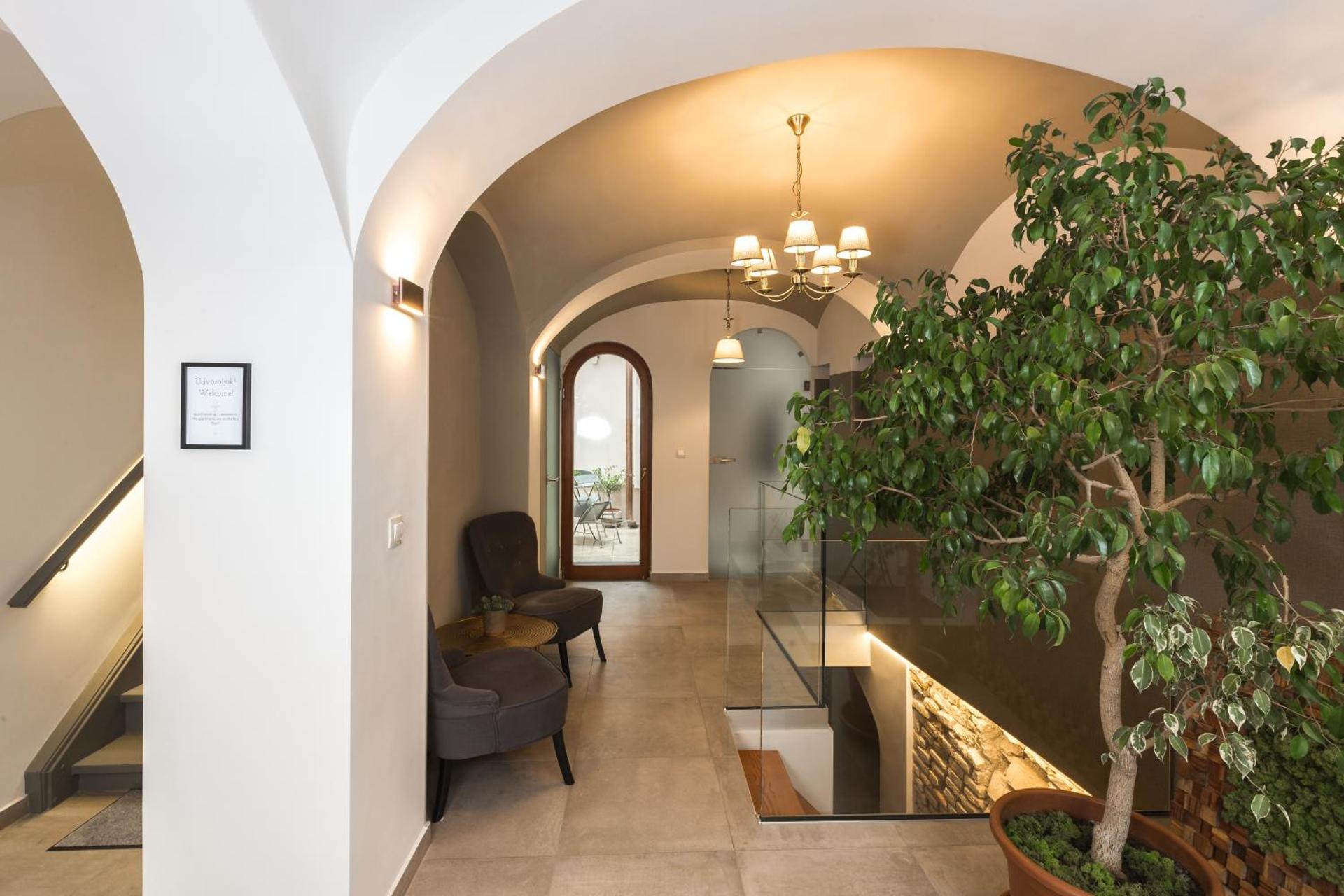 Apáca 30 Apartman **** Győr