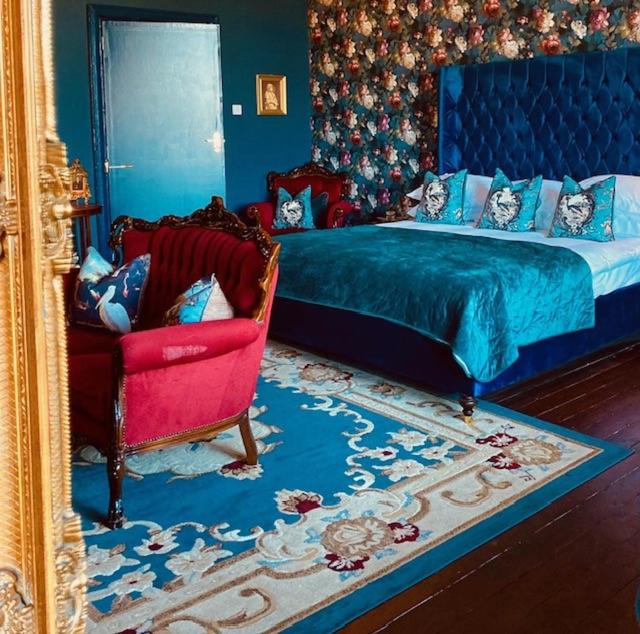 Mollys Boutique Hotel