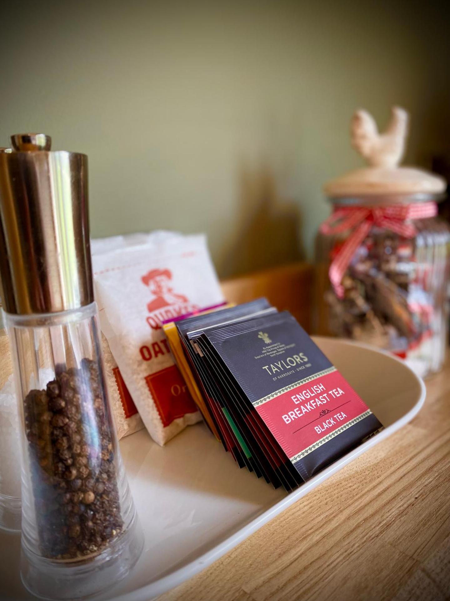 Robin's Nest (Top Cabin)