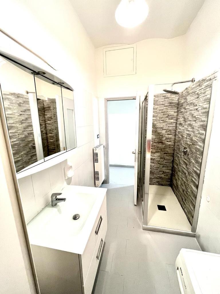 Glory house Vatican & Saint Peter Basilica