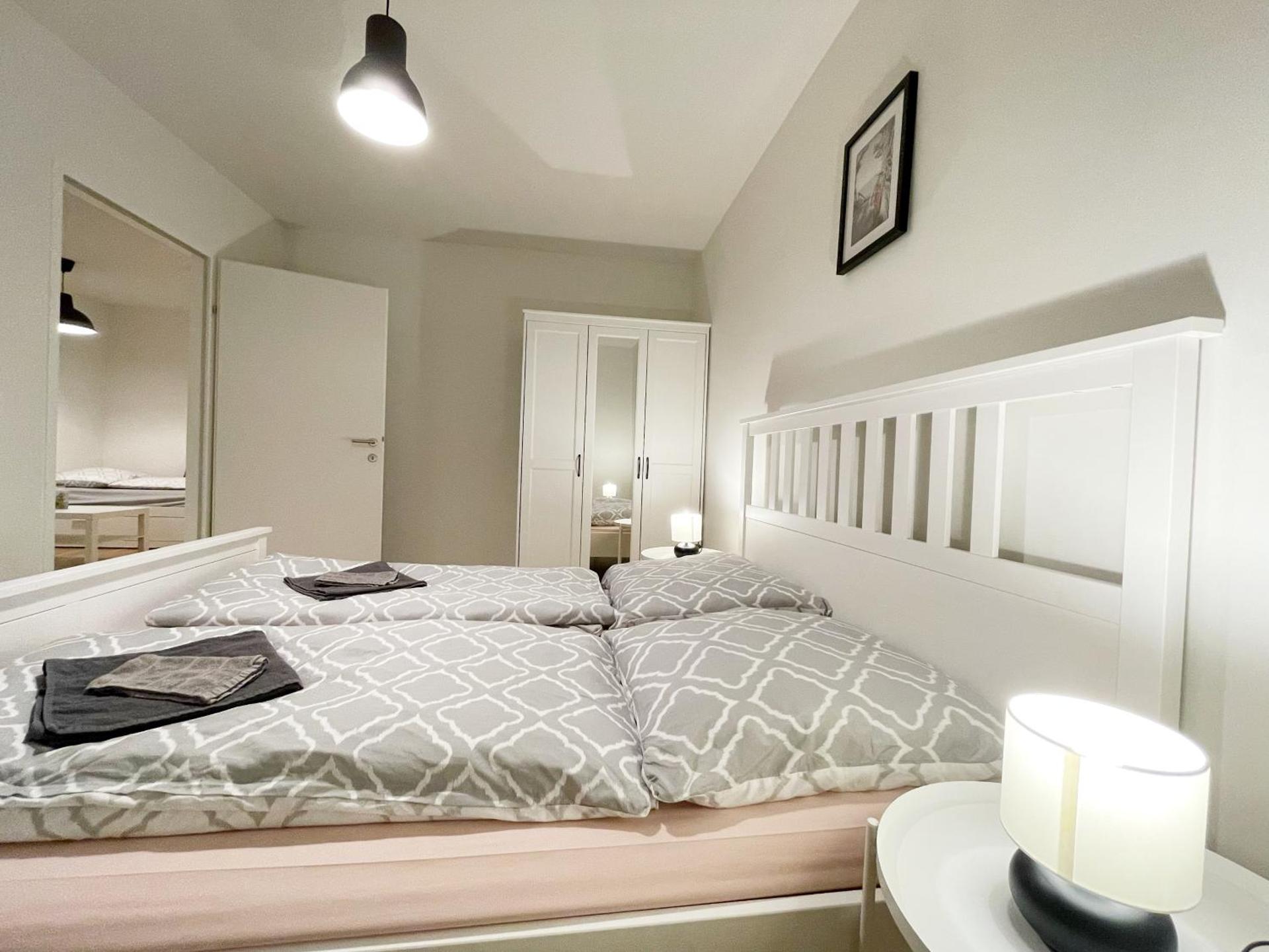 MUZETA11 - Modern Town Apartment with Balcony