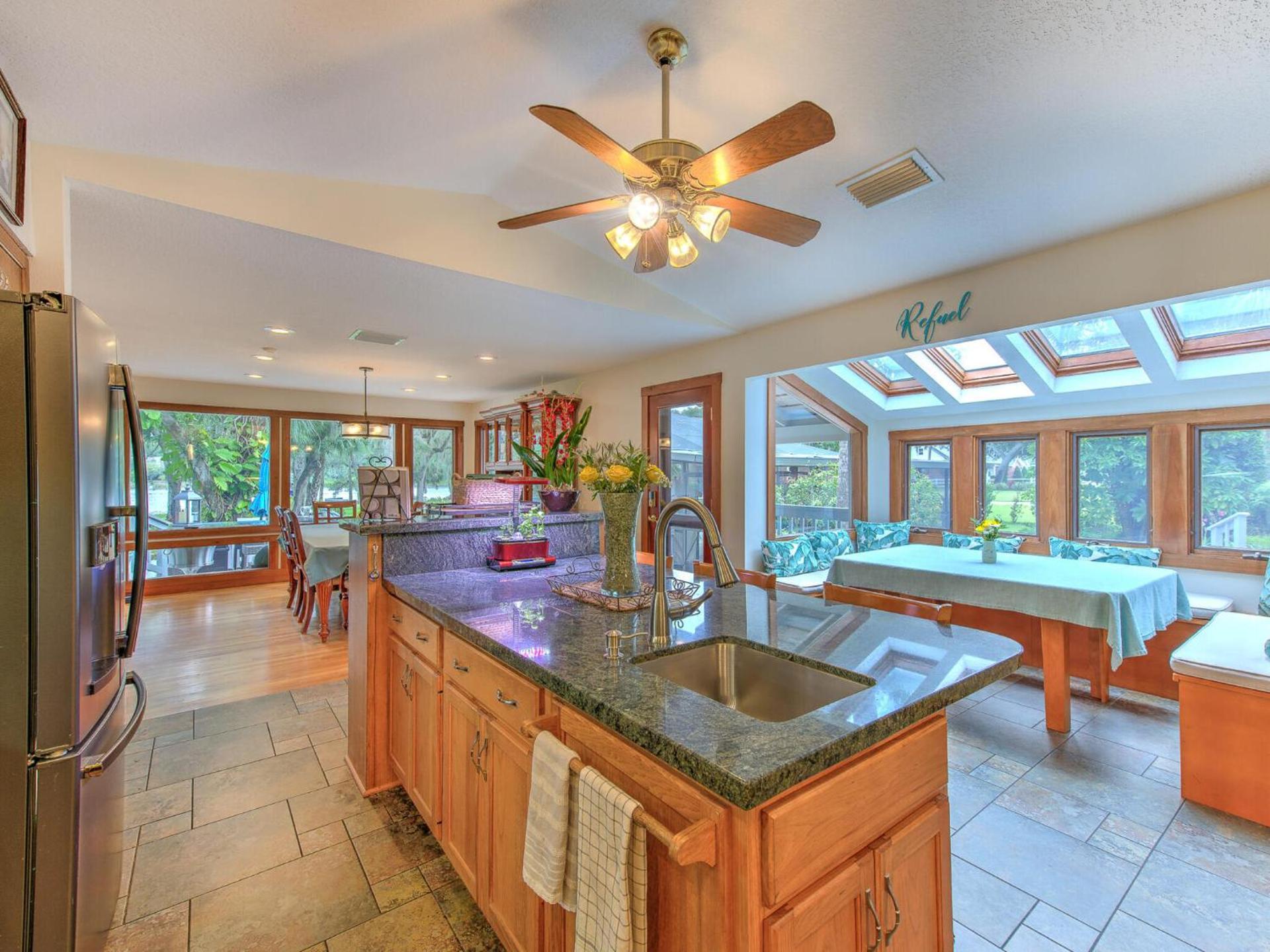 Kitchen or kitchenette