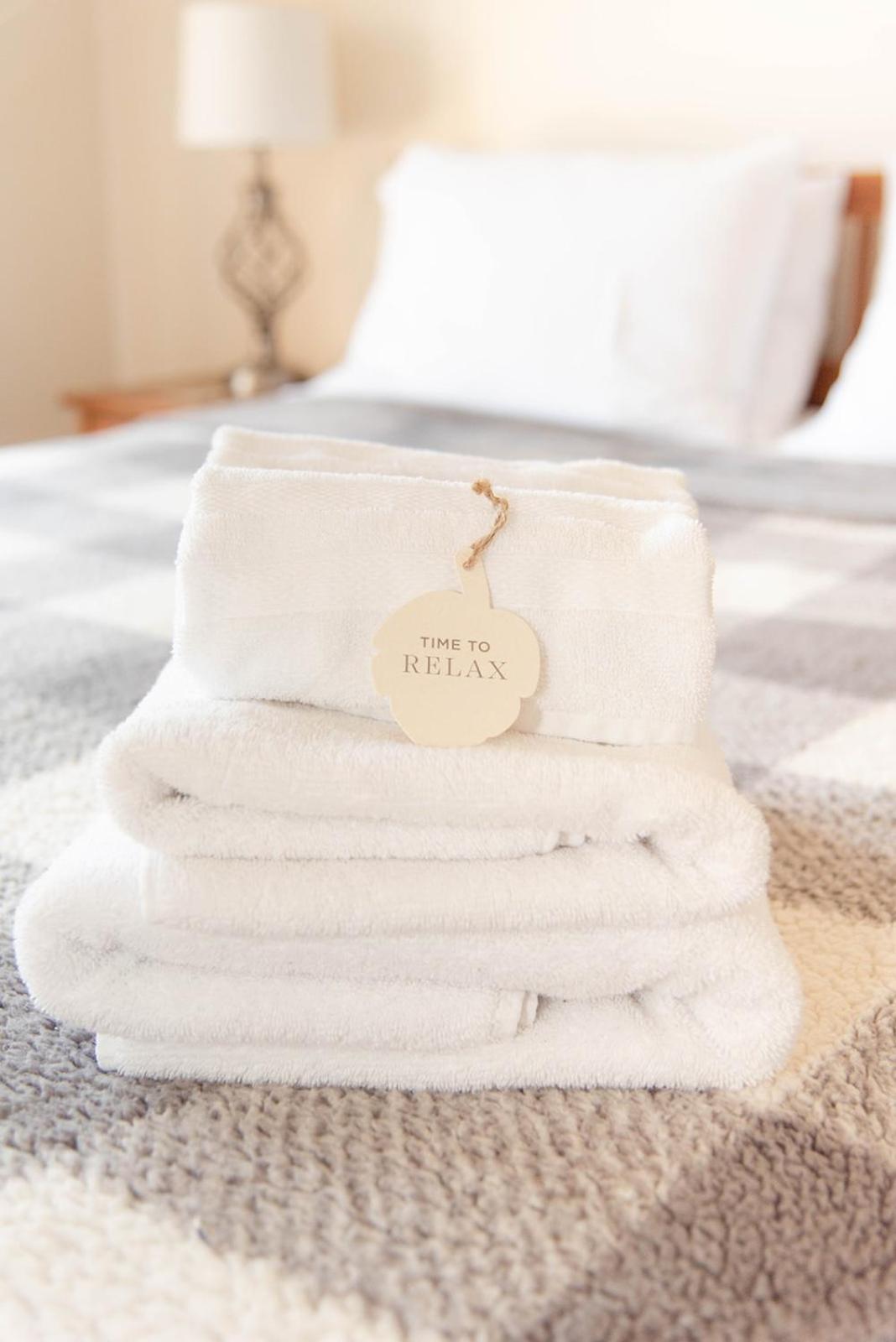 Camelback Private Home located behind Waterpark & Ski Lift